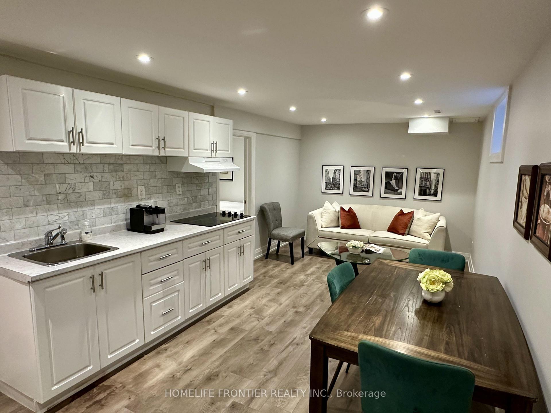 Photo 3 of Unit Lower, 29 Constellation Crescent, Richmond Hill, Observatory — HOMEH