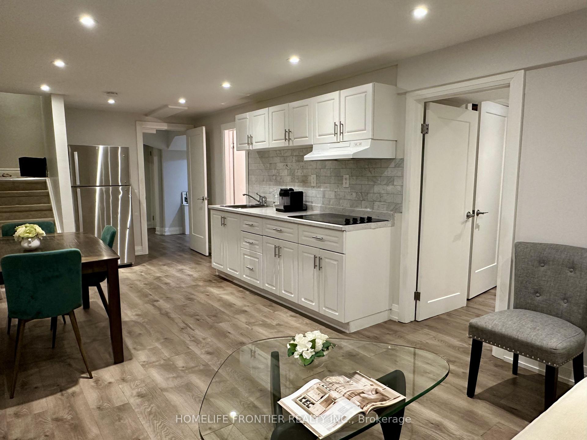 Photo 7 of Unit Lower, 29 Constellation Crescent, Richmond Hill, Observatory — HOMEH