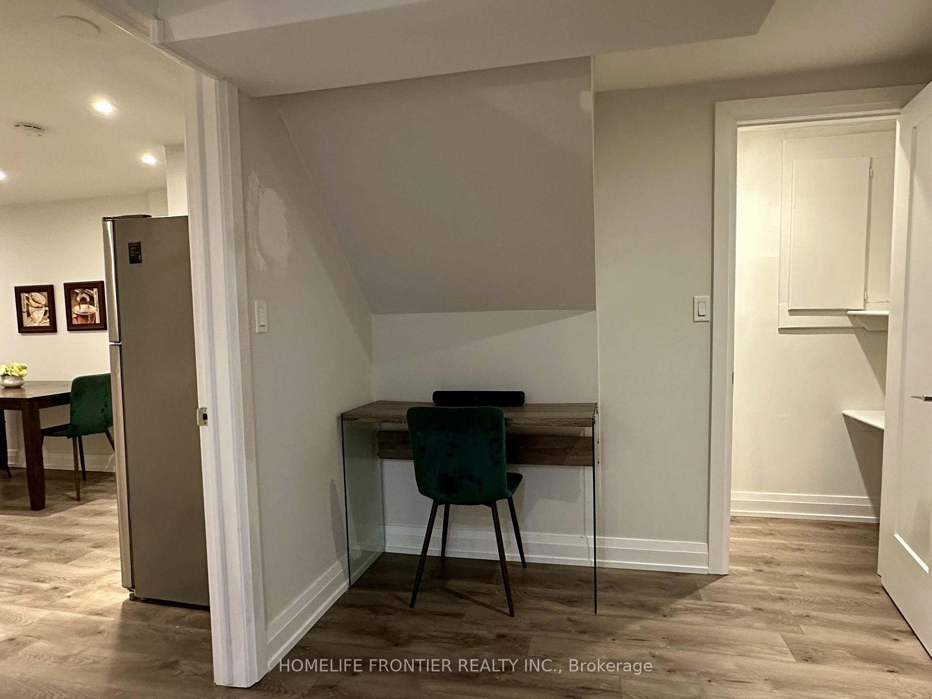 Photo 11 of Unit Lower, 29 Constellation Crescent, Richmond Hill, Observatory — HOMEH