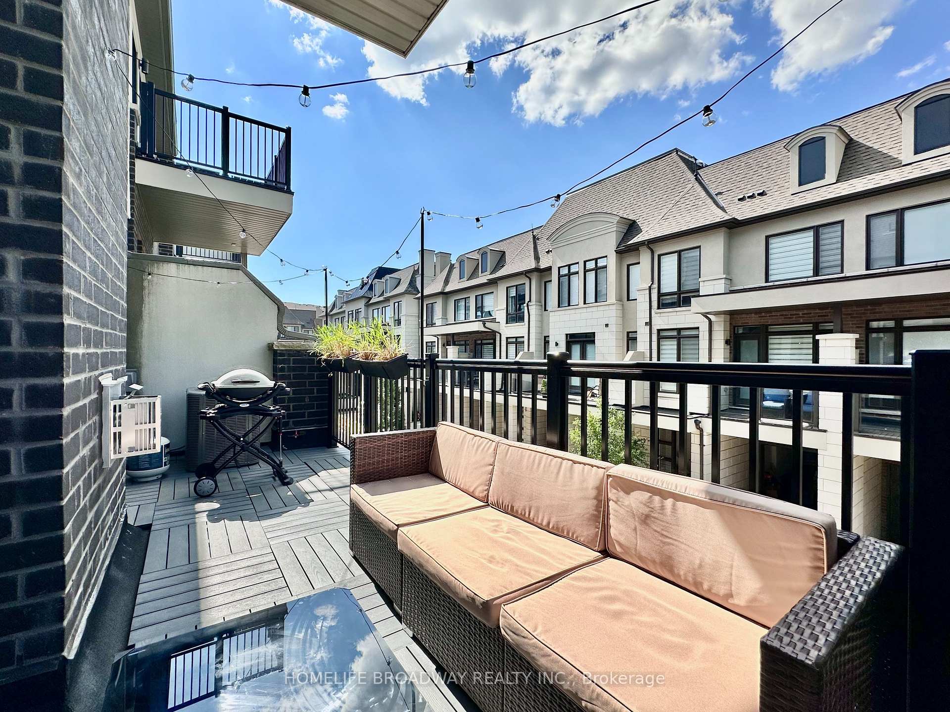 Photo 14 of 300 King Road, Richmond Hill, Oak Ridges — HOMEH