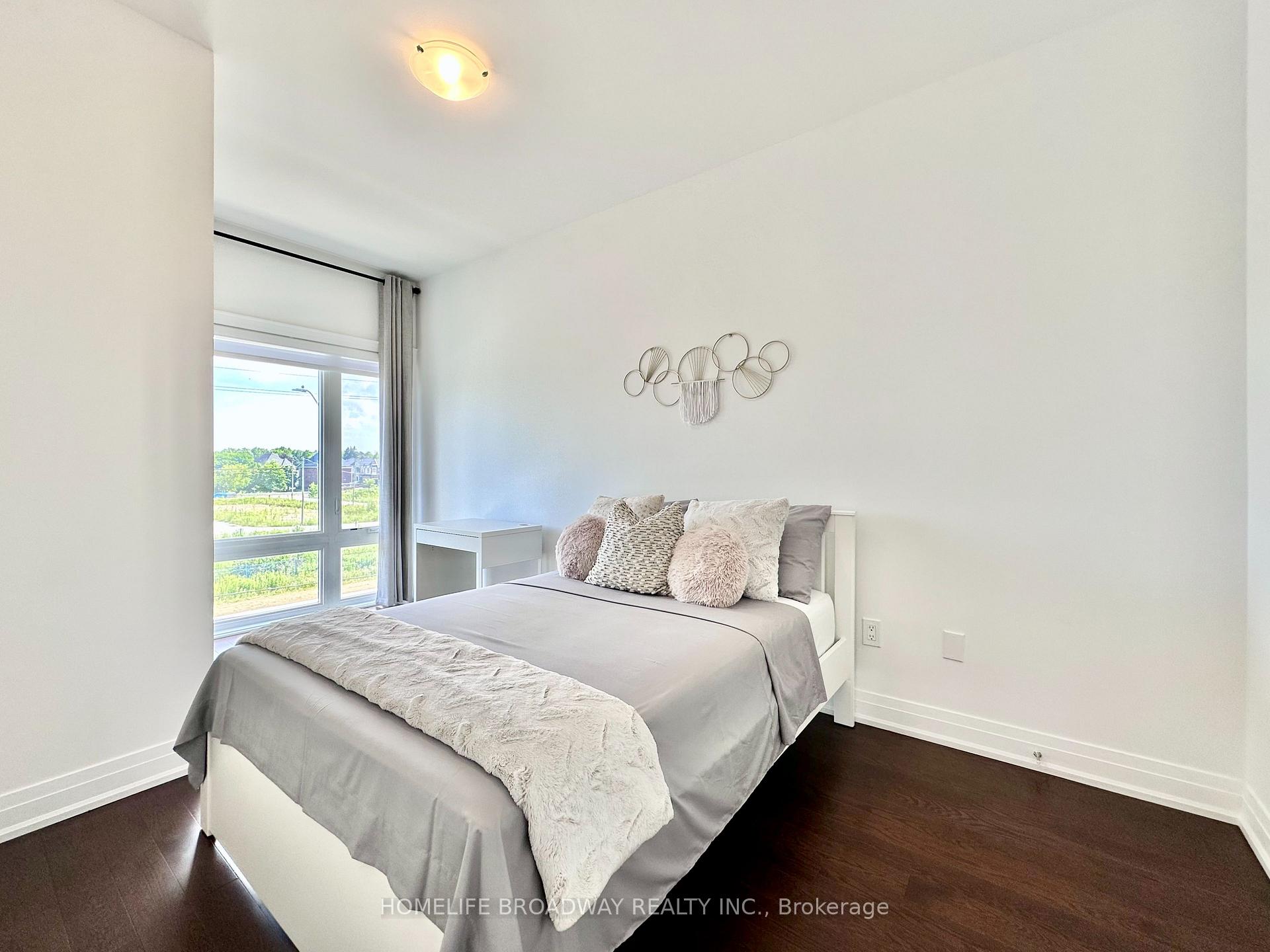 Photo 31 of 300 King Road, Richmond Hill, Oak Ridges — HOMEH