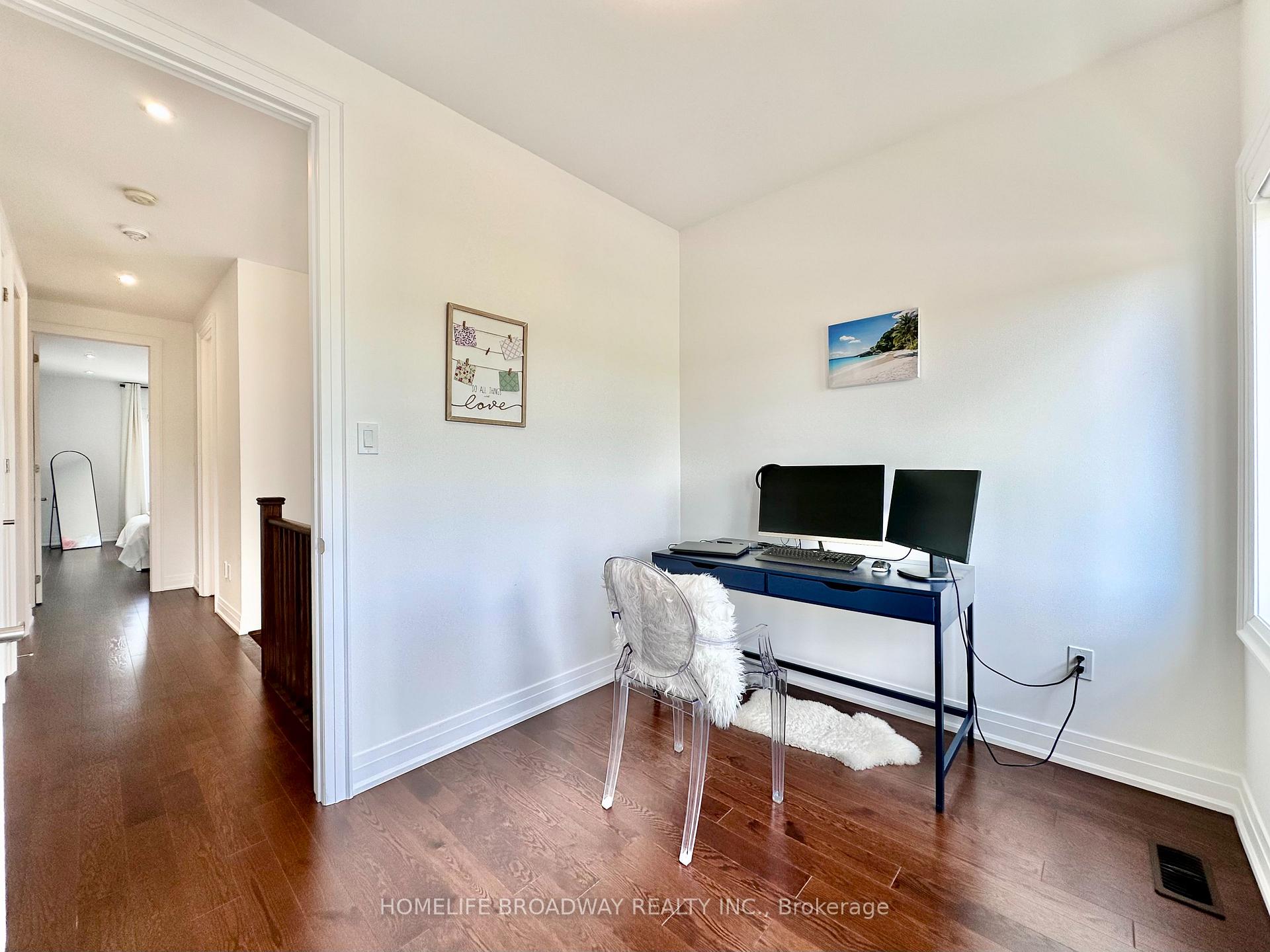 Photo 35 of 300 King Road, Richmond Hill, Oak Ridges — HOMEH