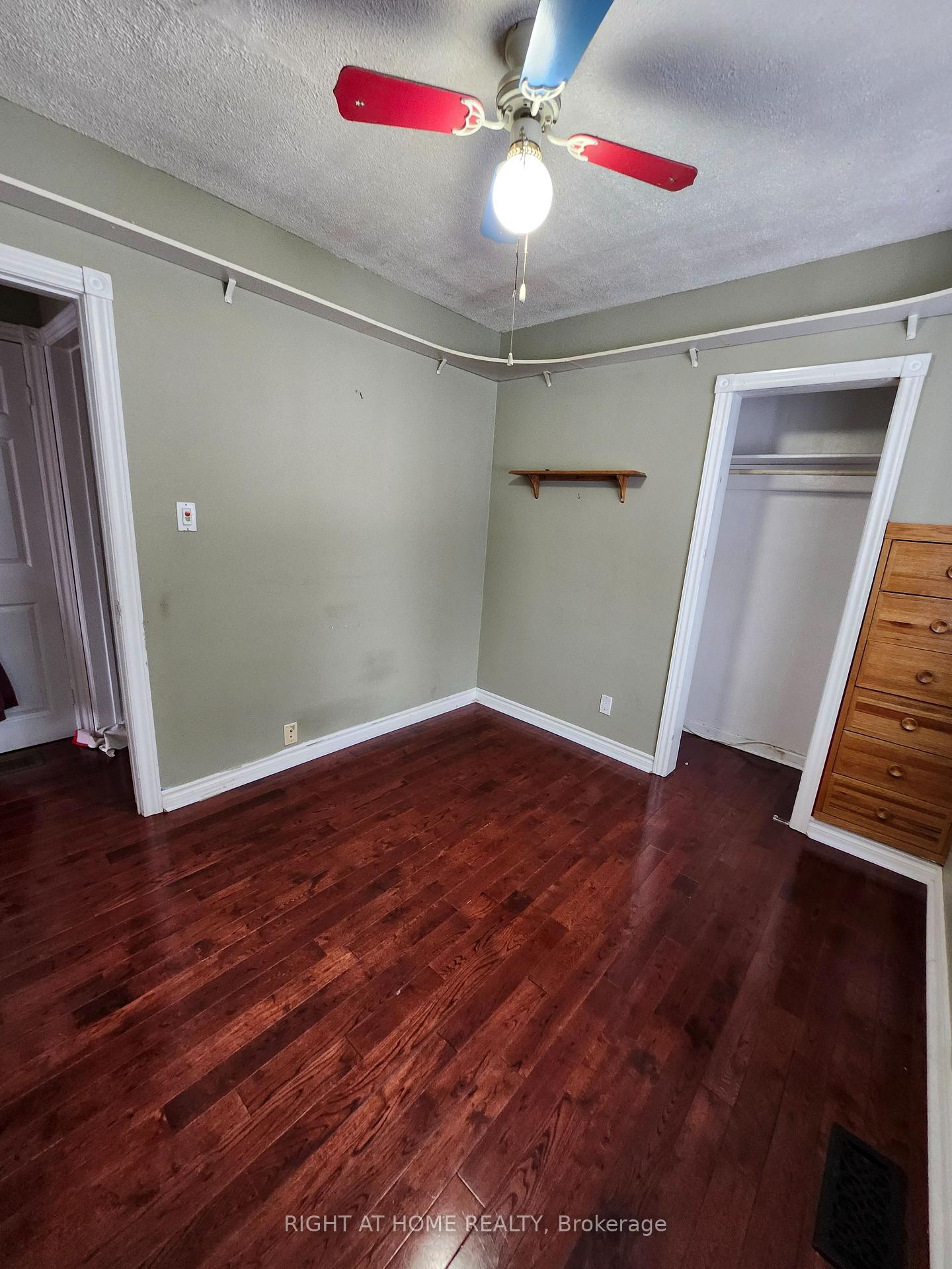 Photo 5 of 52 Bakerton Drive, Scarborough, Woburn — HOMEH