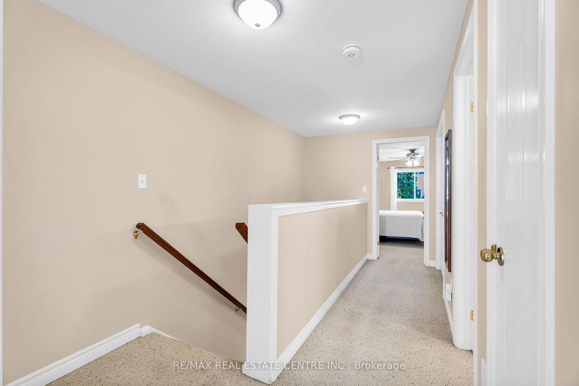Photo 21 of Unit 11, 20 Shackleton Drive, Guelph, Grange Road — HOMEH