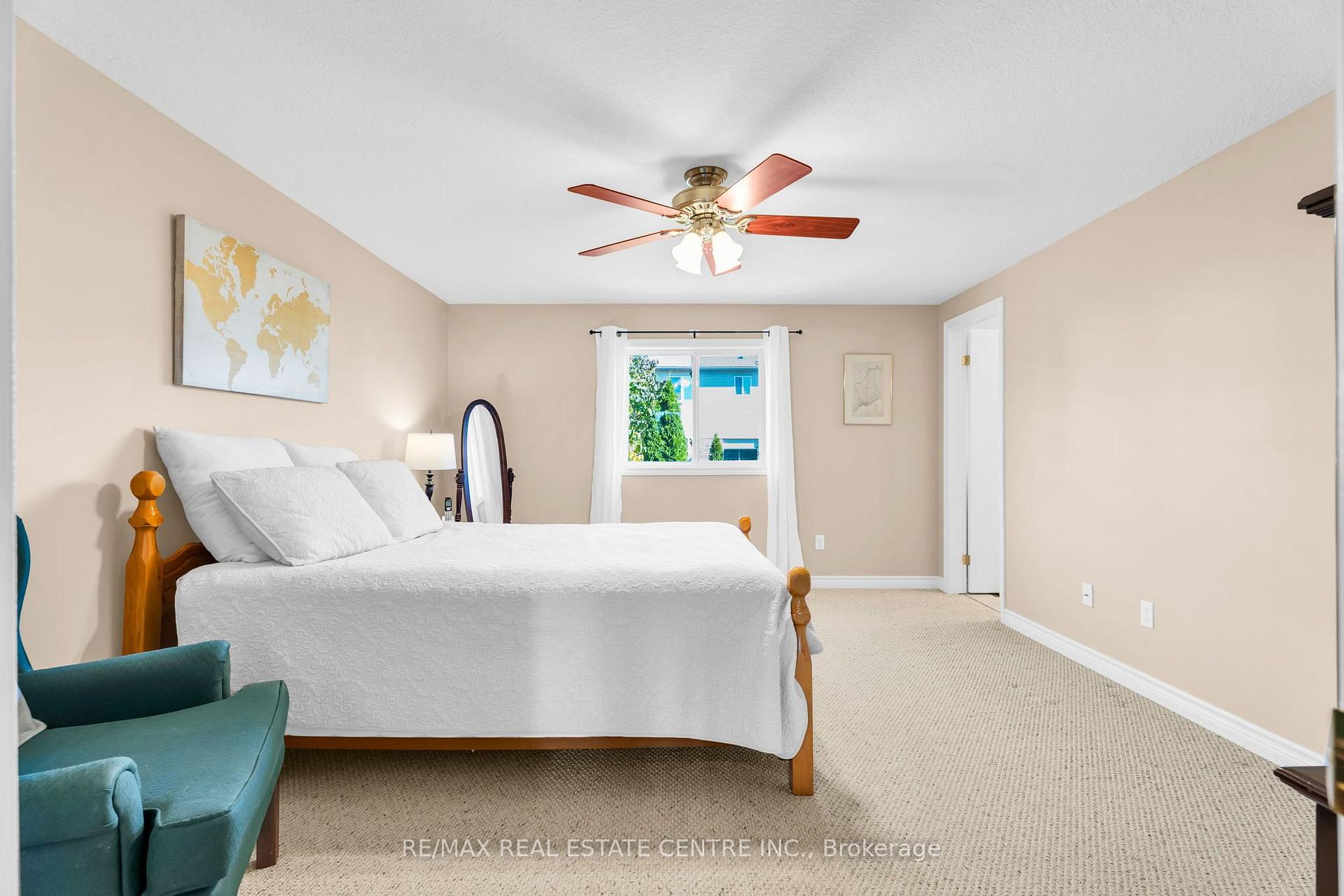 Photo 22 of Unit 11, 20 Shackleton Drive, Guelph, Grange Road — HOMEH