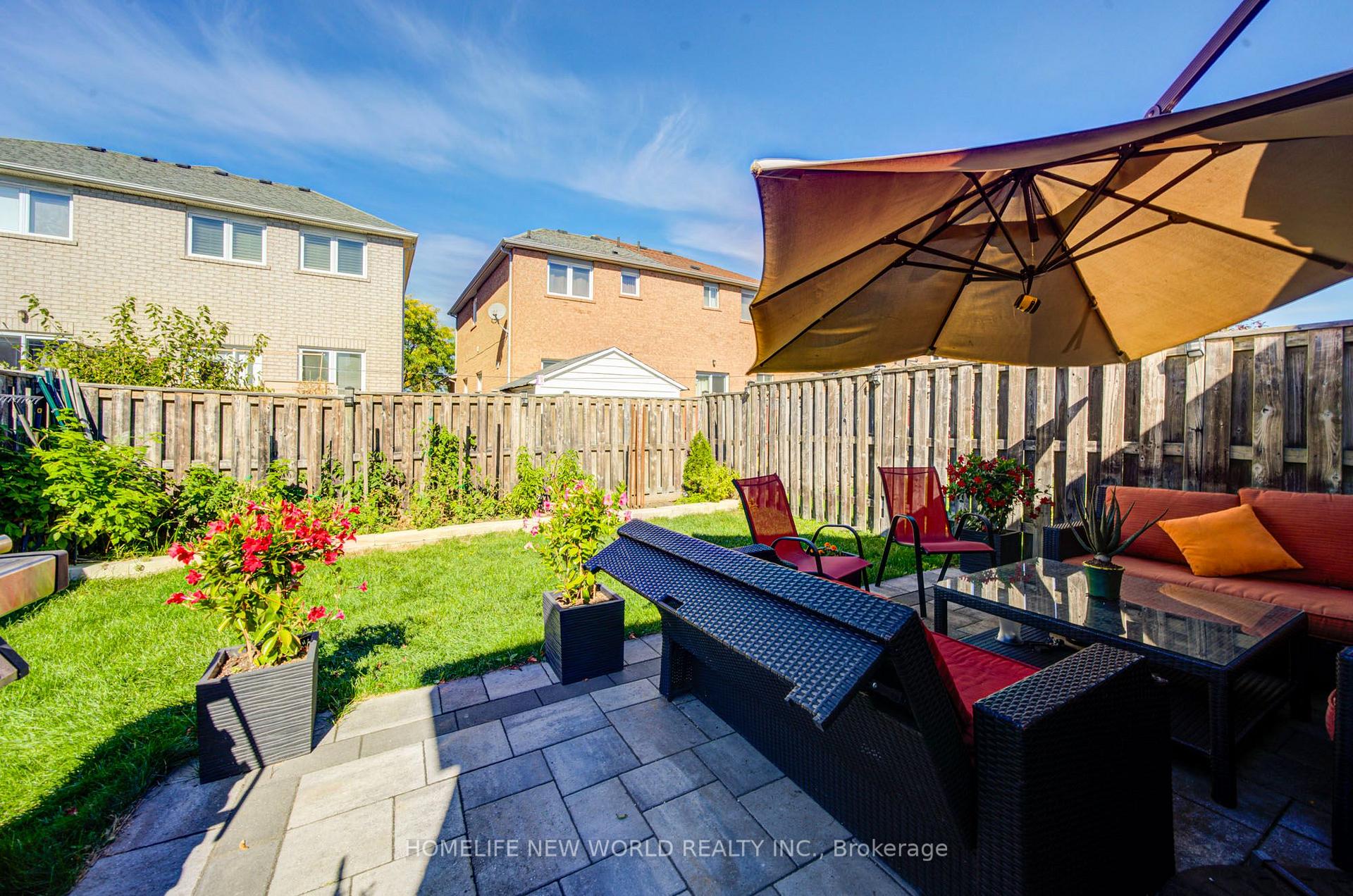 Photo 6 of 12 Belvia Drive, Vaughan, Patterson — HOMEH