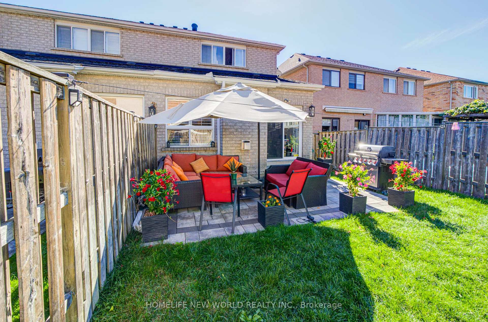 Photo 8 of 12 Belvia Drive, Vaughan, Patterson — HOMEH