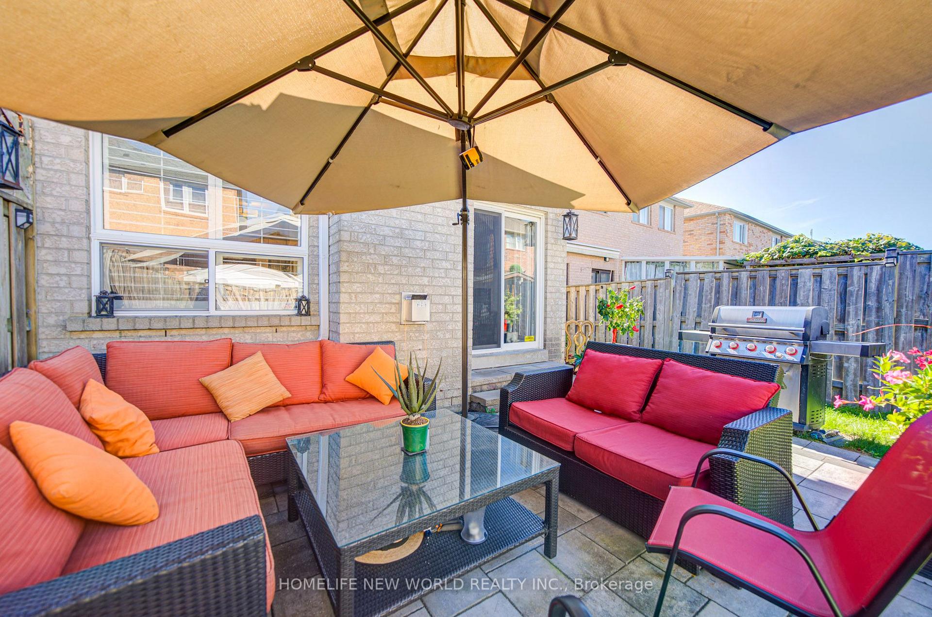 Photo 9 of 12 Belvia Drive, Vaughan, Patterson — HOMEH