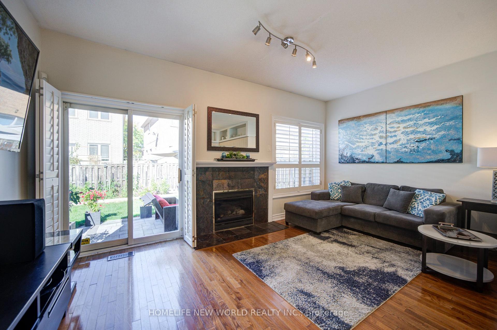 Photo 16 of 12 Belvia Drive, Vaughan, Patterson — HOMEH