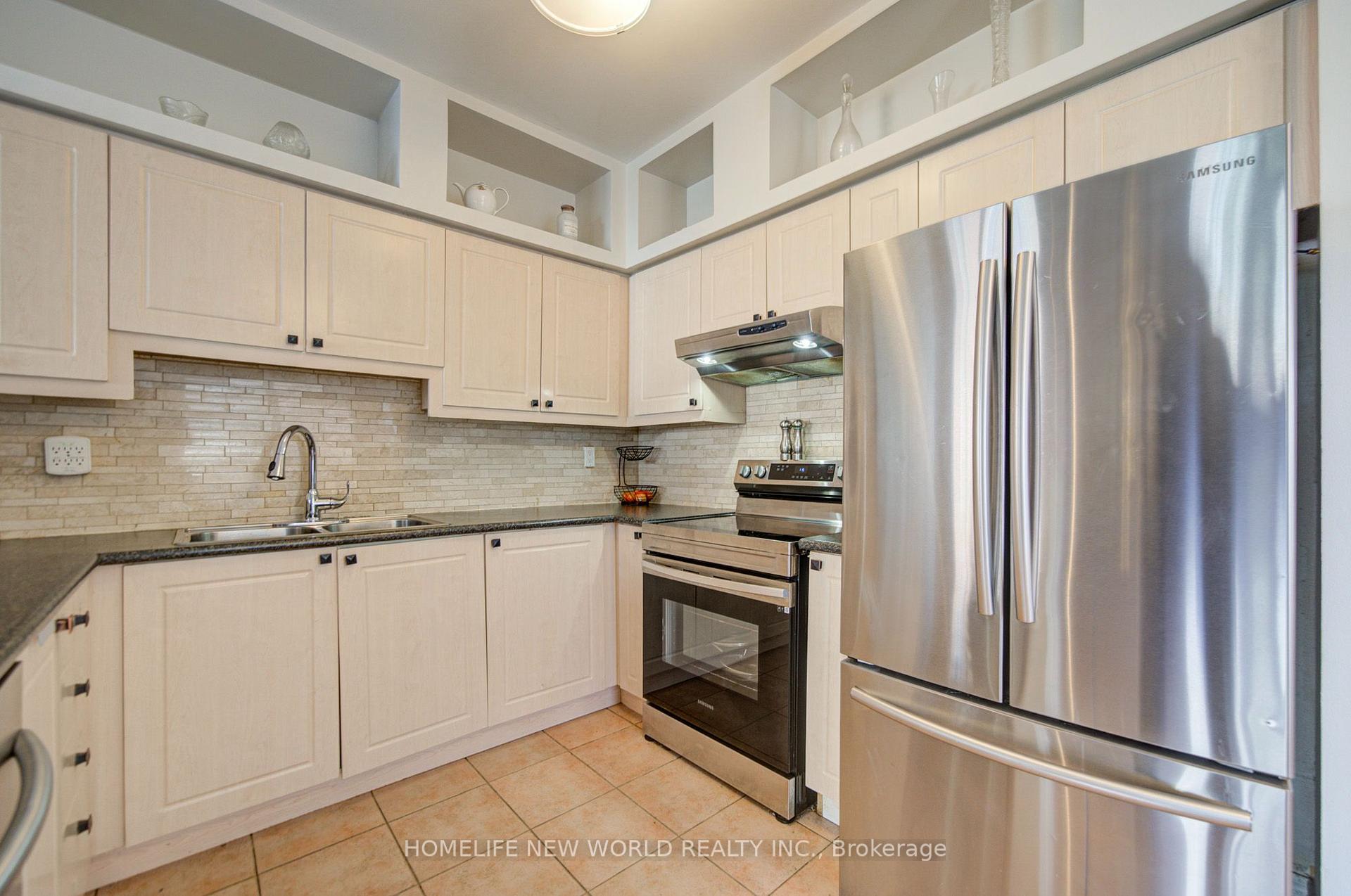 Photo 19 of 12 Belvia Drive, Vaughan, Patterson — HOMEH