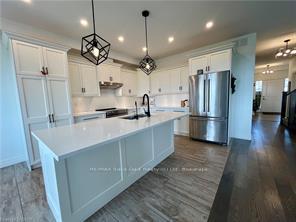 Photo 10 of 111 Village Road, Wellesley — HOMEH