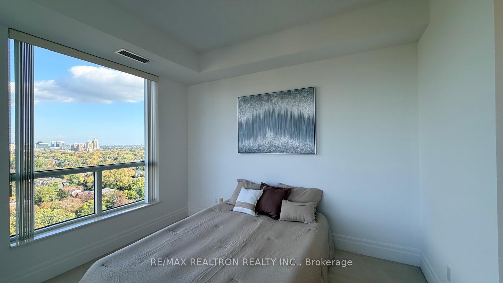 Photo 20 of Unit 2003, 188 Doris Avenue, North York, Willowdale East — HOMEH