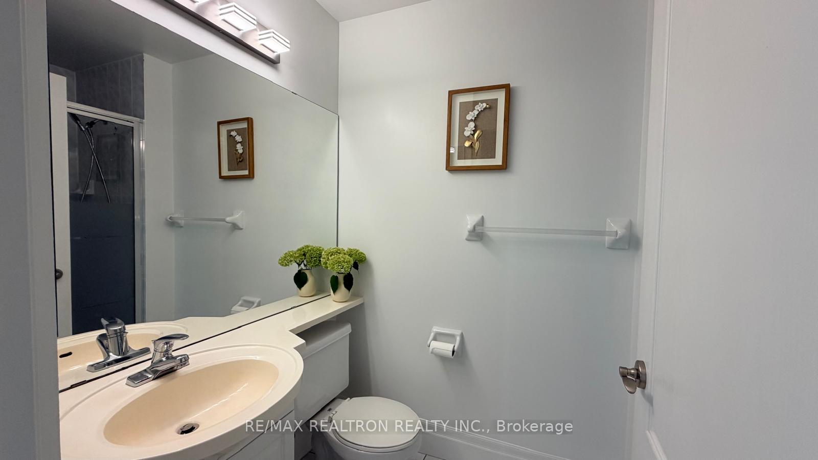 Photo 25 of Unit 2003, 188 Doris Avenue, North York, Willowdale East — HOMEH