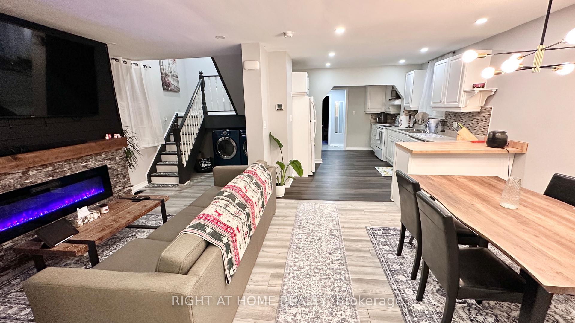 Photo 8 of 16 East Street, St. Catharines, E. Chester — HOMEH