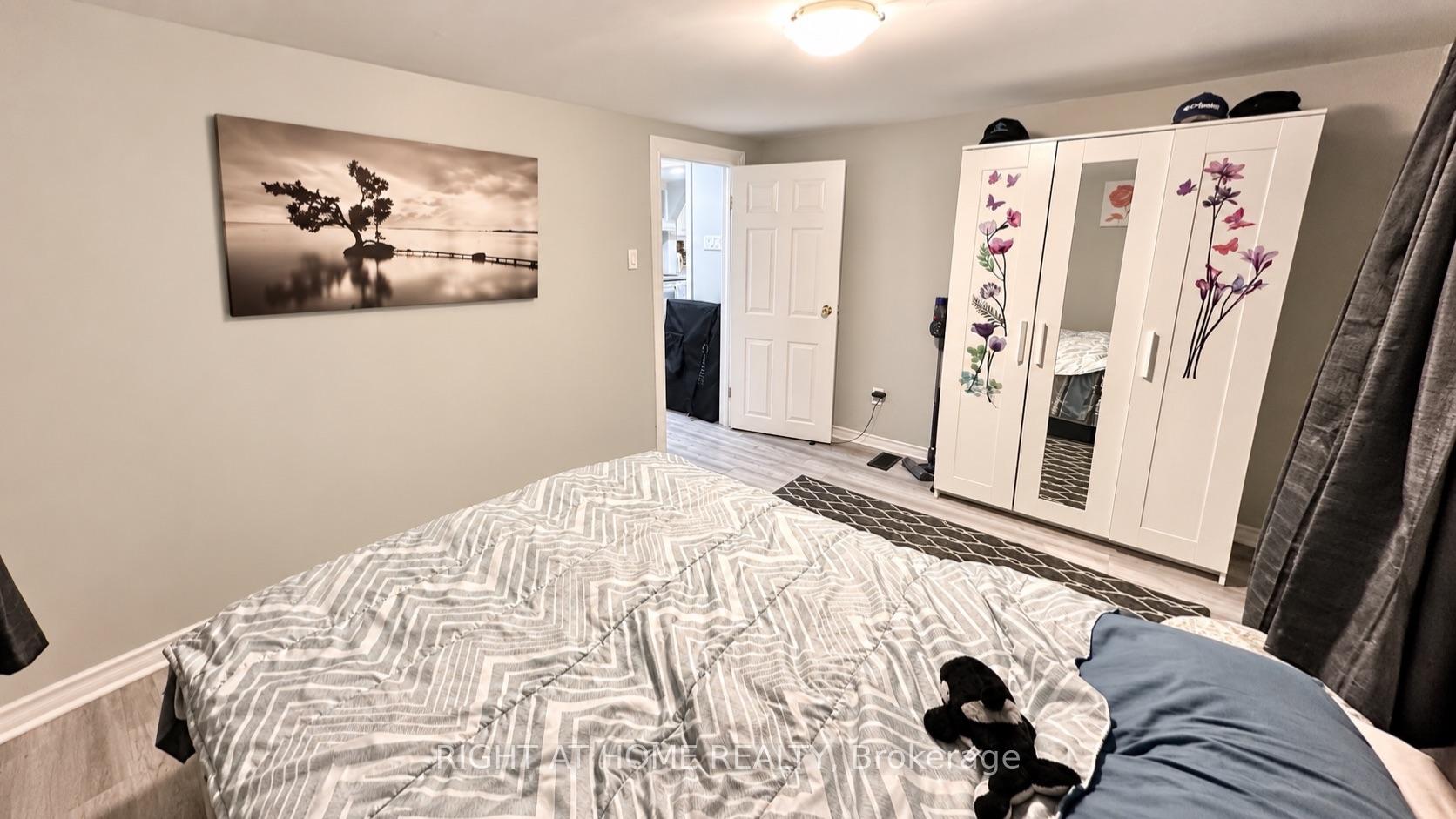 Photo 14 of 16 East Street, St. Catharines, E. Chester — HOMEH