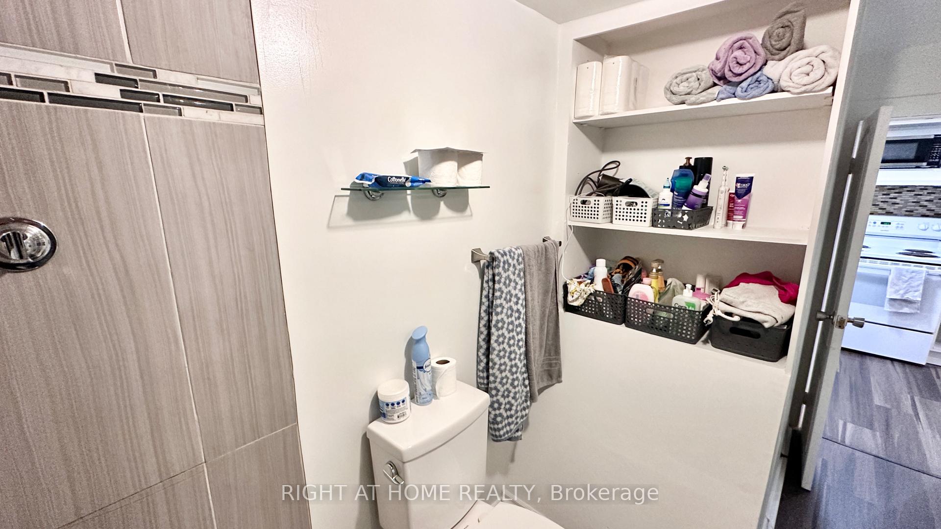 Photo 19 of 16 East Street, St. Catharines, E. Chester — HOMEH