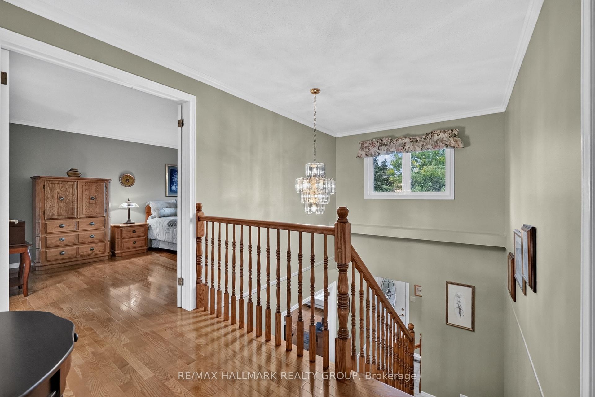 Photo 17 of 11 Wycliffe Street, Ottawa, Centrepointe — HOMEH