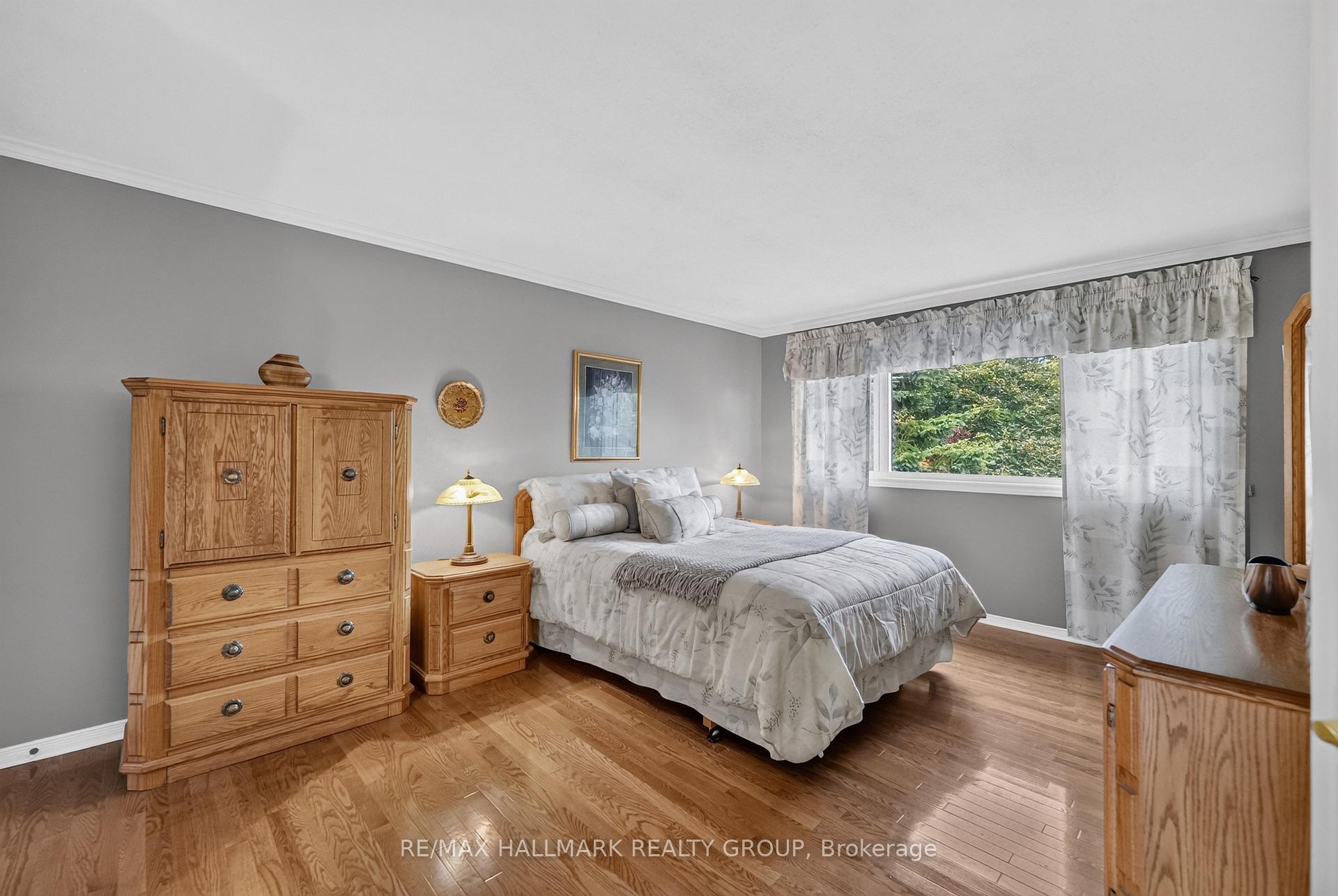 Photo 18 of 11 Wycliffe Street, Ottawa, Centrepointe — HOMEH