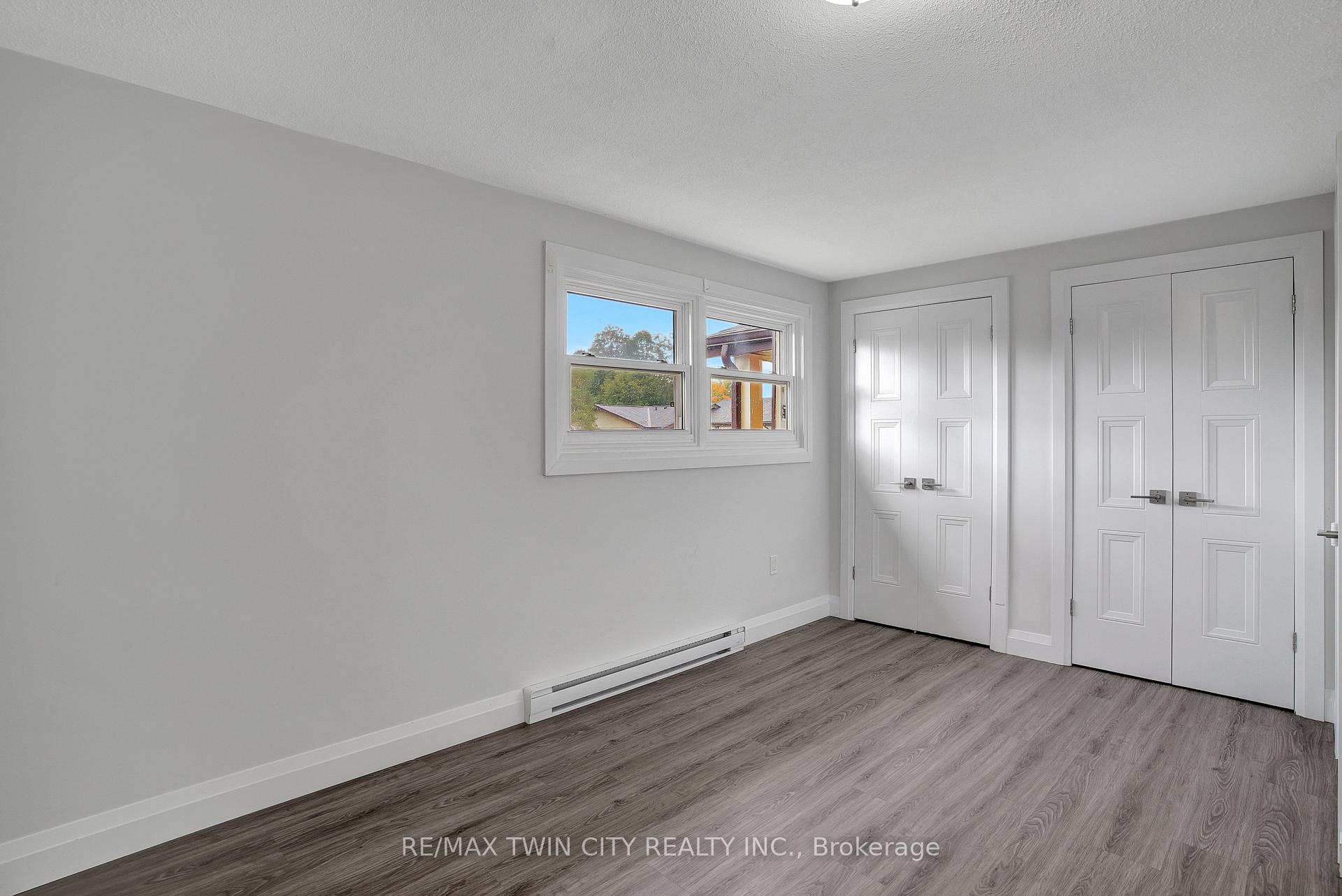 Photo 10 of Unit 25, 162 Jansen Avenue, Kitchener, Centreville Chicopee — HOMEH