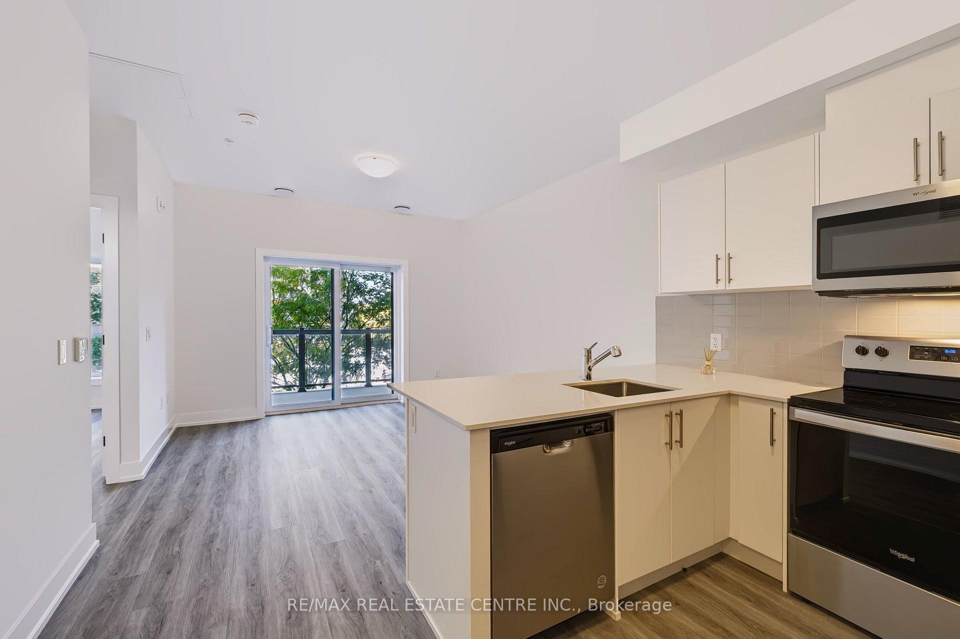 Photo 10 of Unit 106, 1000 Lackner Place, Kitchener, Grand River North — HOMEH