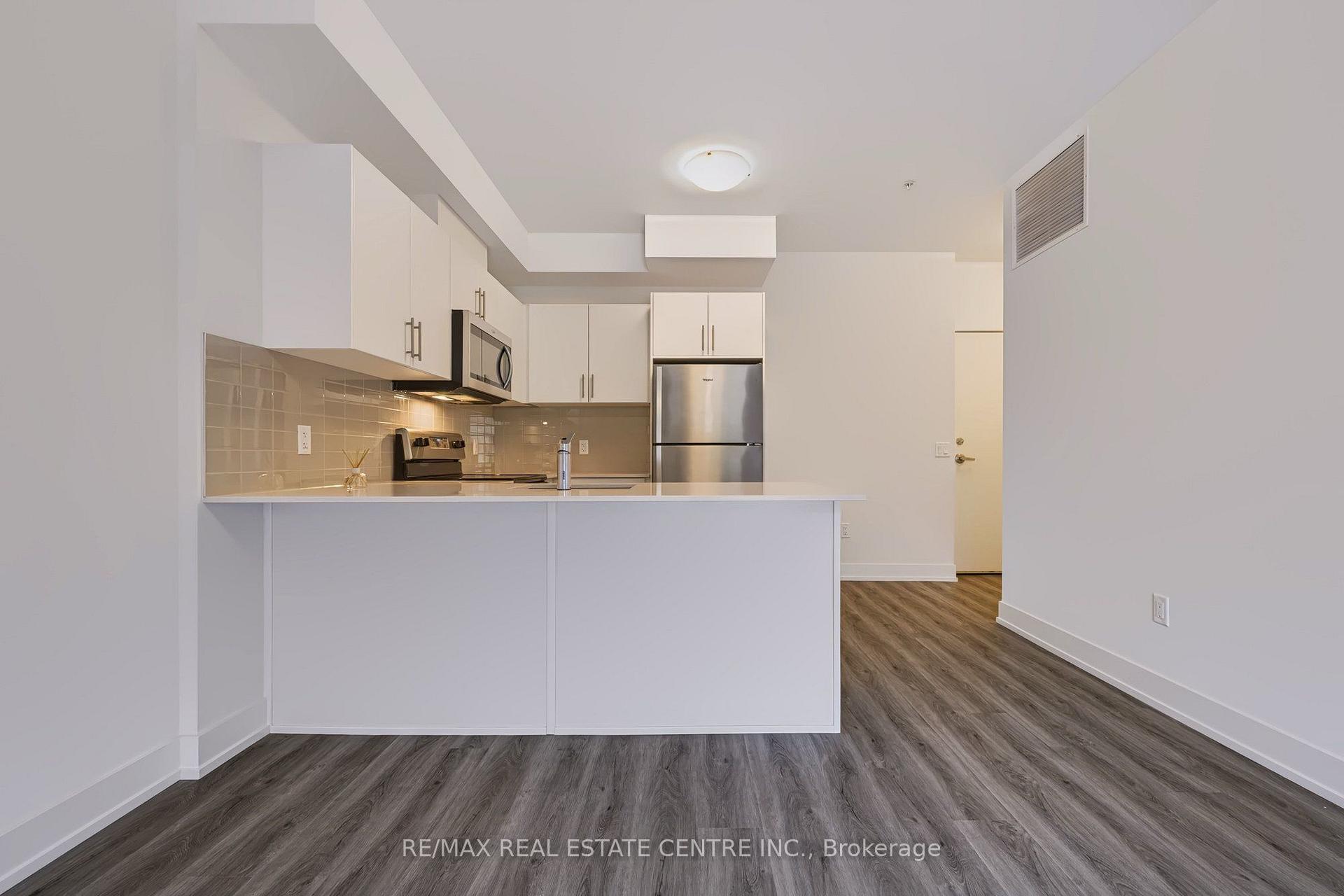 Photo 11 of Unit 106, 1000 Lackner Place, Kitchener, Grand River North — HOMEH