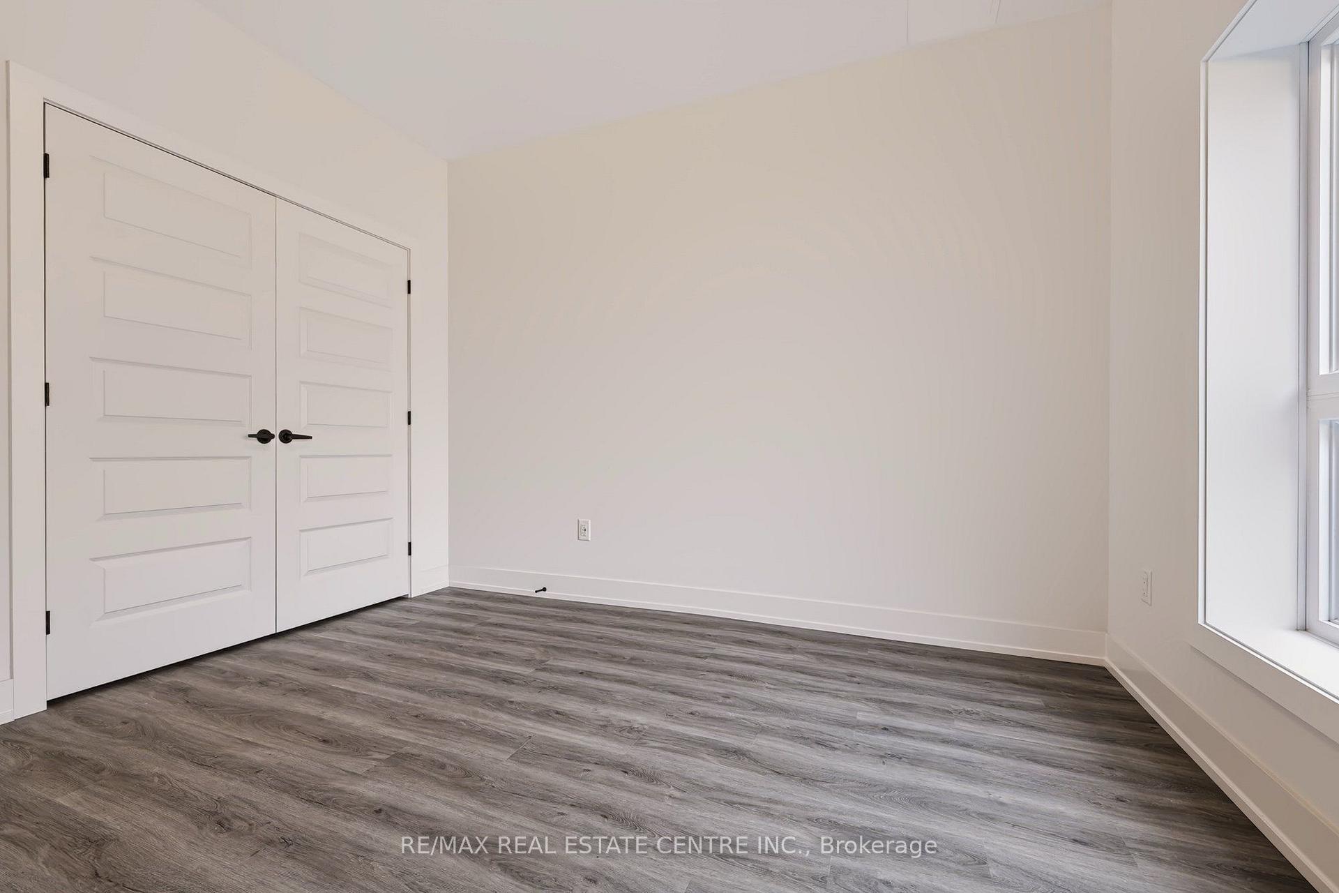 Photo 16 of Unit 106, 1000 Lackner Place, Kitchener, Grand River North — HOMEH