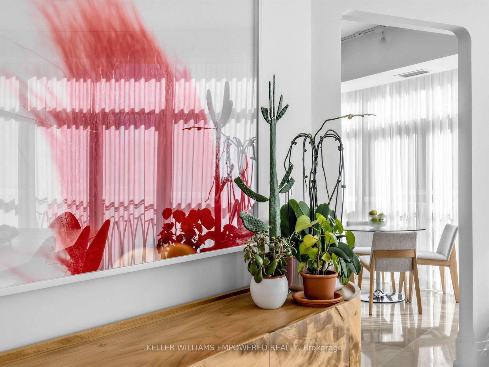 Photo 21 of Unit 303, 336 Spadina Road, Toronto, Casa Loma — HOMEH