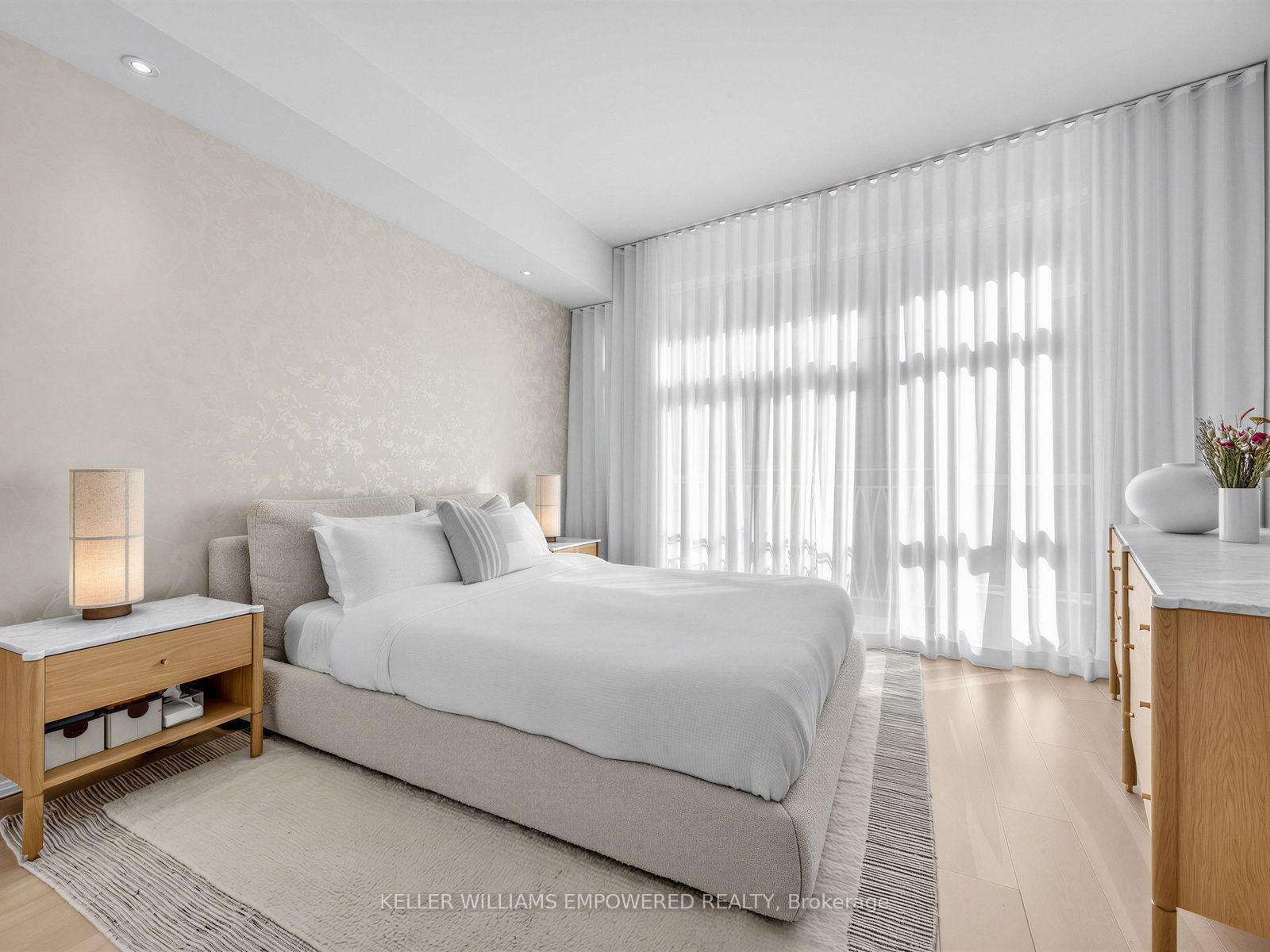 Photo 26 of Unit 303, 336 Spadina Road, Toronto, Casa Loma — HOMEH