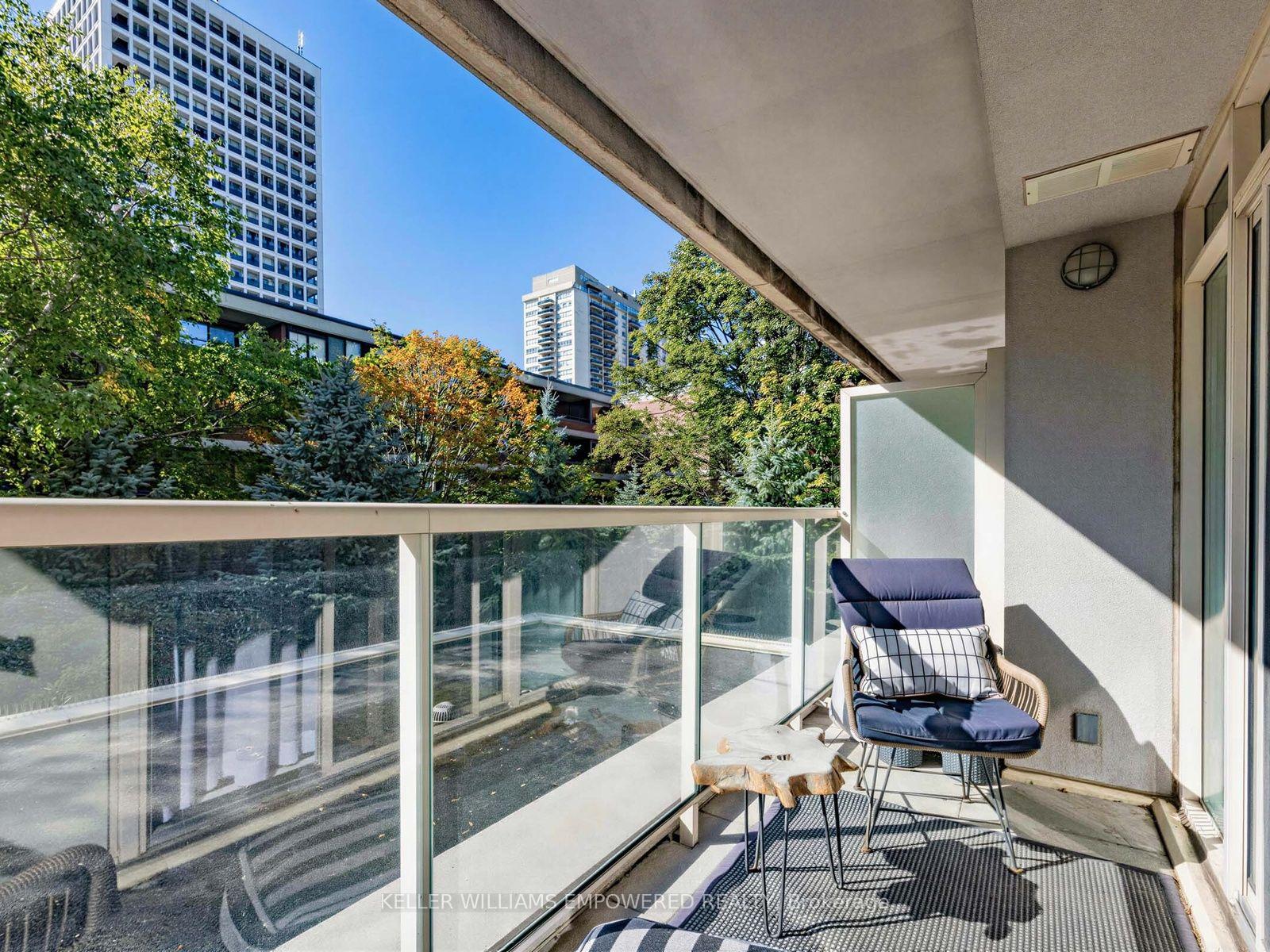 Photo 40 of Unit 303, 336 Spadina Road, Toronto, Casa Loma — HOMEH