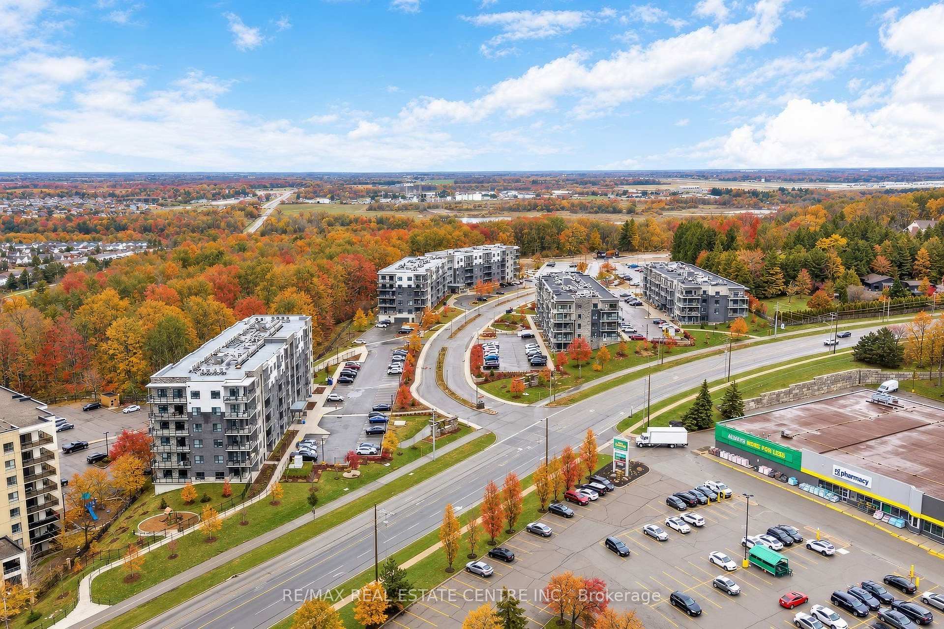 Photo 2 of Unit 313, 1000 Lackner Place, Kitchener, Grand River North — HOMEH
