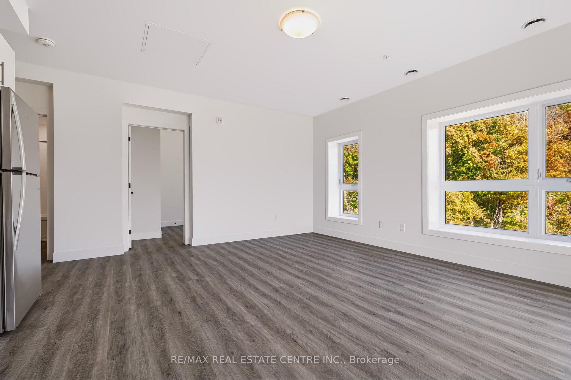 Photo 13 of Unit 313, 1000 Lackner Place, Kitchener, Grand River North — HOMEH