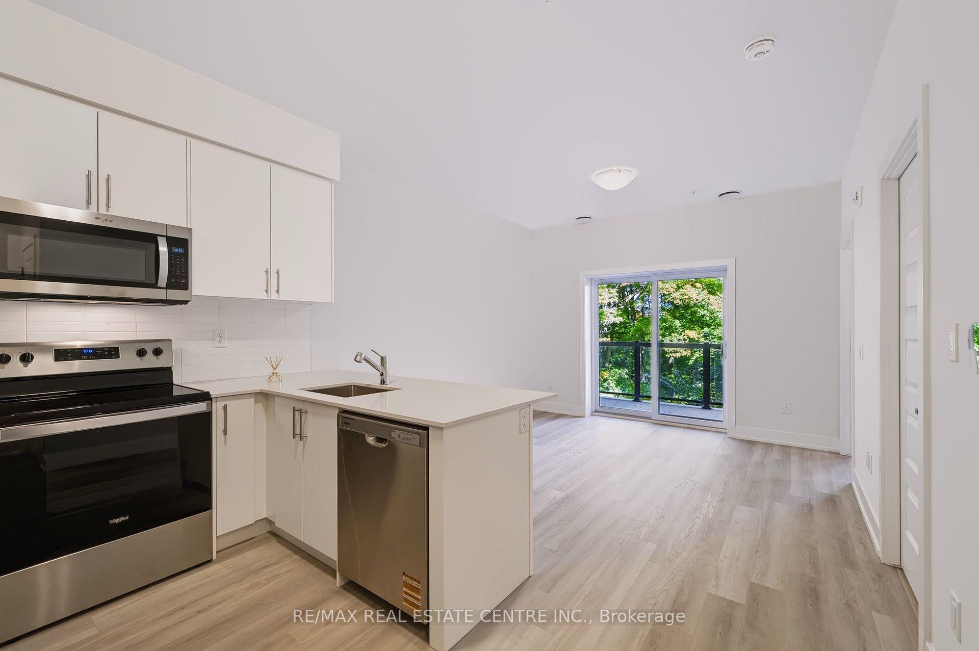 Photo 10 of Unit 124, 1100 Lackner Place, Kitchener, Grand River North — HOMEH