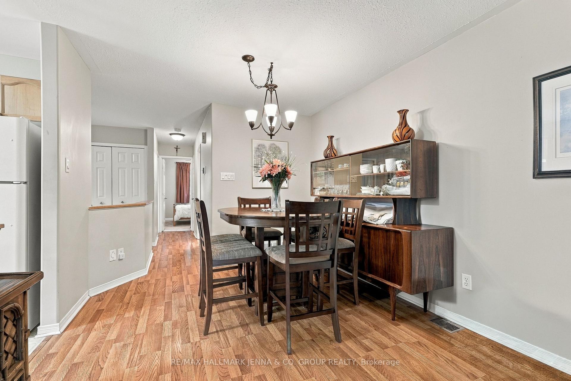 Photo 18 of 64 Whalings Circle, Ottawa, Stittsville (Central) — HOMEH