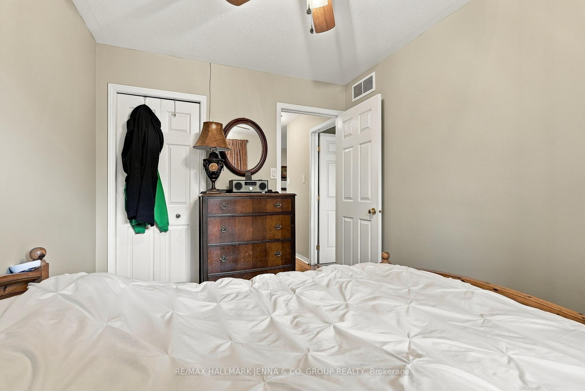 Photo 25 of 64 Whalings Circle, Ottawa, Stittsville (Central) — HOMEH