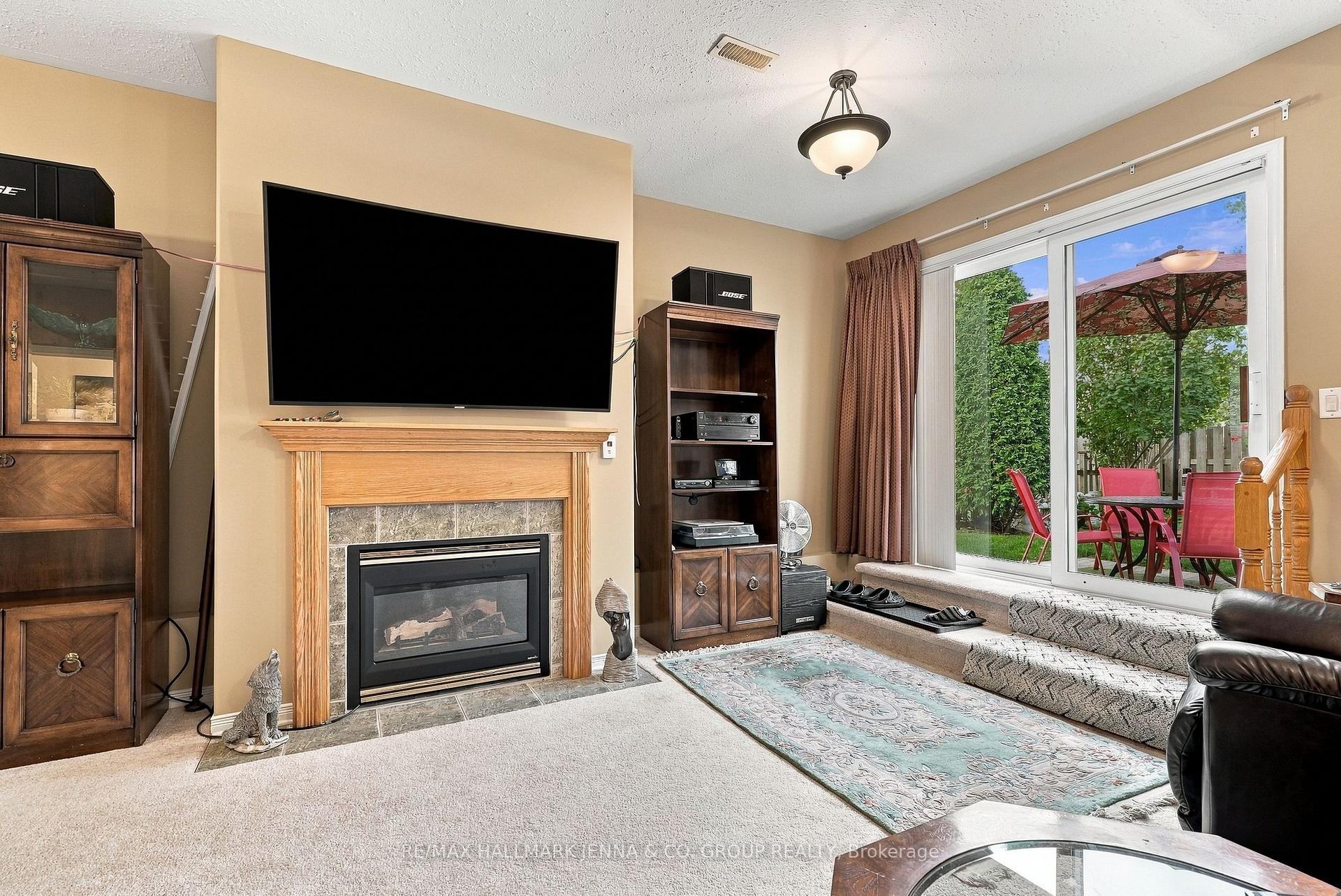 Photo 30 of 64 Whalings Circle, Ottawa, Stittsville (Central) — HOMEH