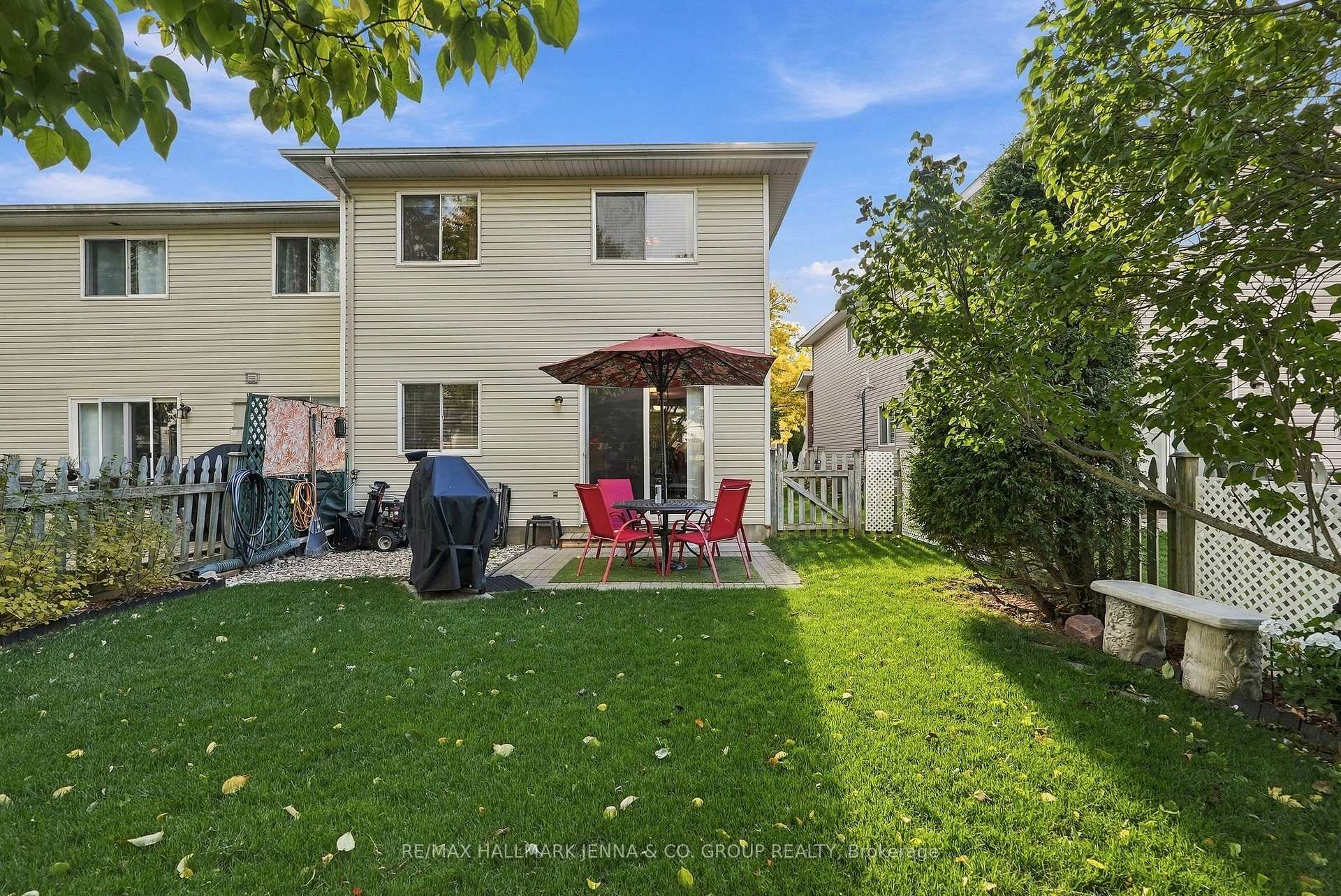 Photo 36 of 64 Whalings Circle, Ottawa, Stittsville (Central) — HOMEH