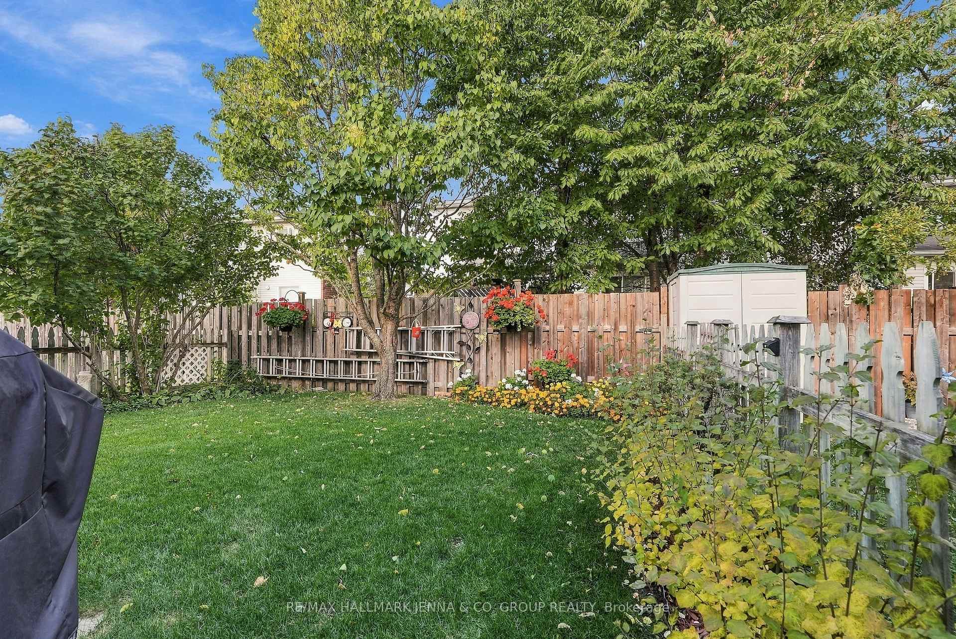 Photo 38 of 64 Whalings Circle, Ottawa, Stittsville (Central) — HOMEH