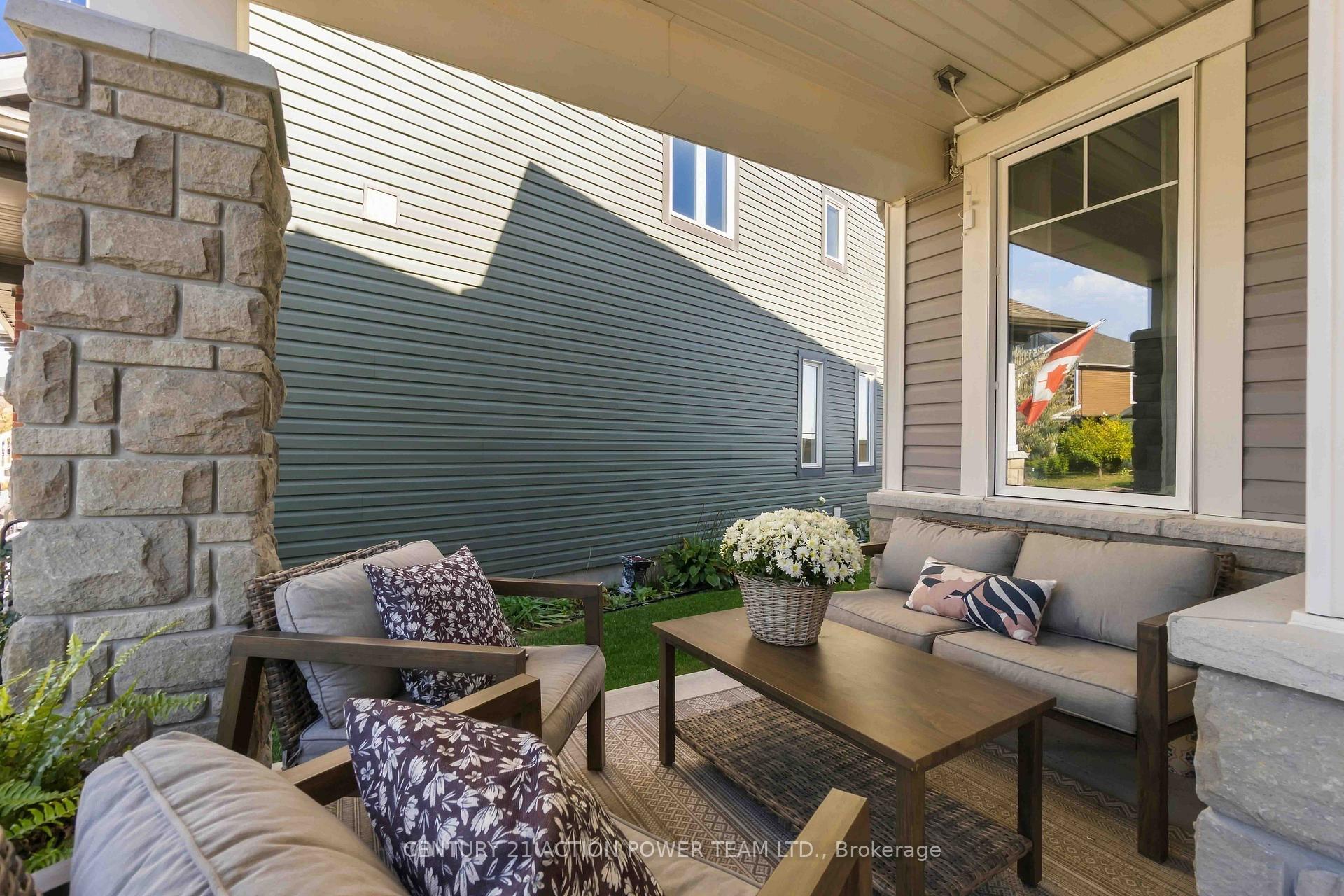 Photo 3 of 156 Bartonia Circle, Ottawa, Avalon West — HOMEH