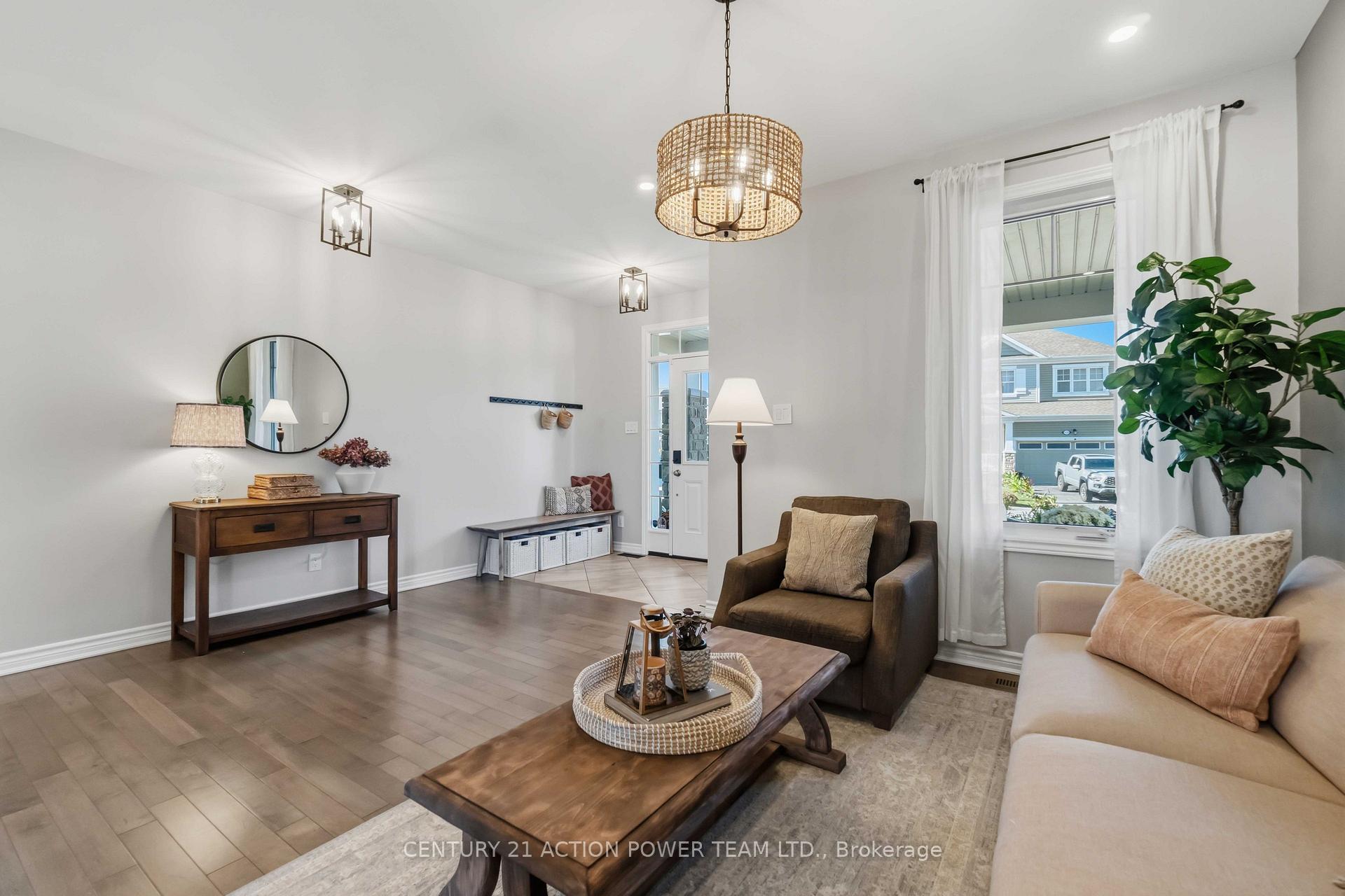 Photo 7 of 156 Bartonia Circle, Ottawa, Avalon West — HOMEH