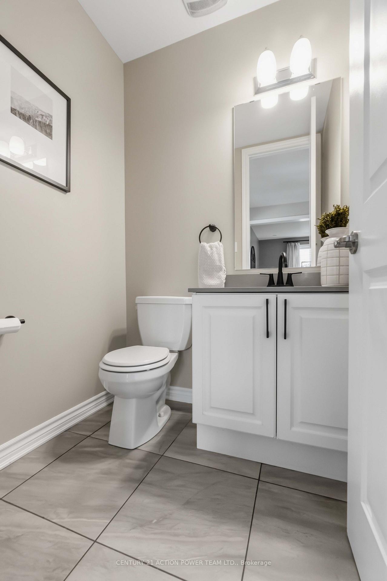 Photo 19 of 156 Bartonia Circle, Ottawa, Avalon West — HOMEH