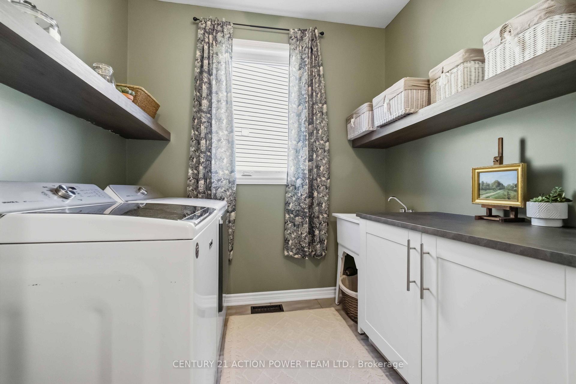Photo 33 of 156 Bartonia Circle, Ottawa, Avalon West — HOMEH