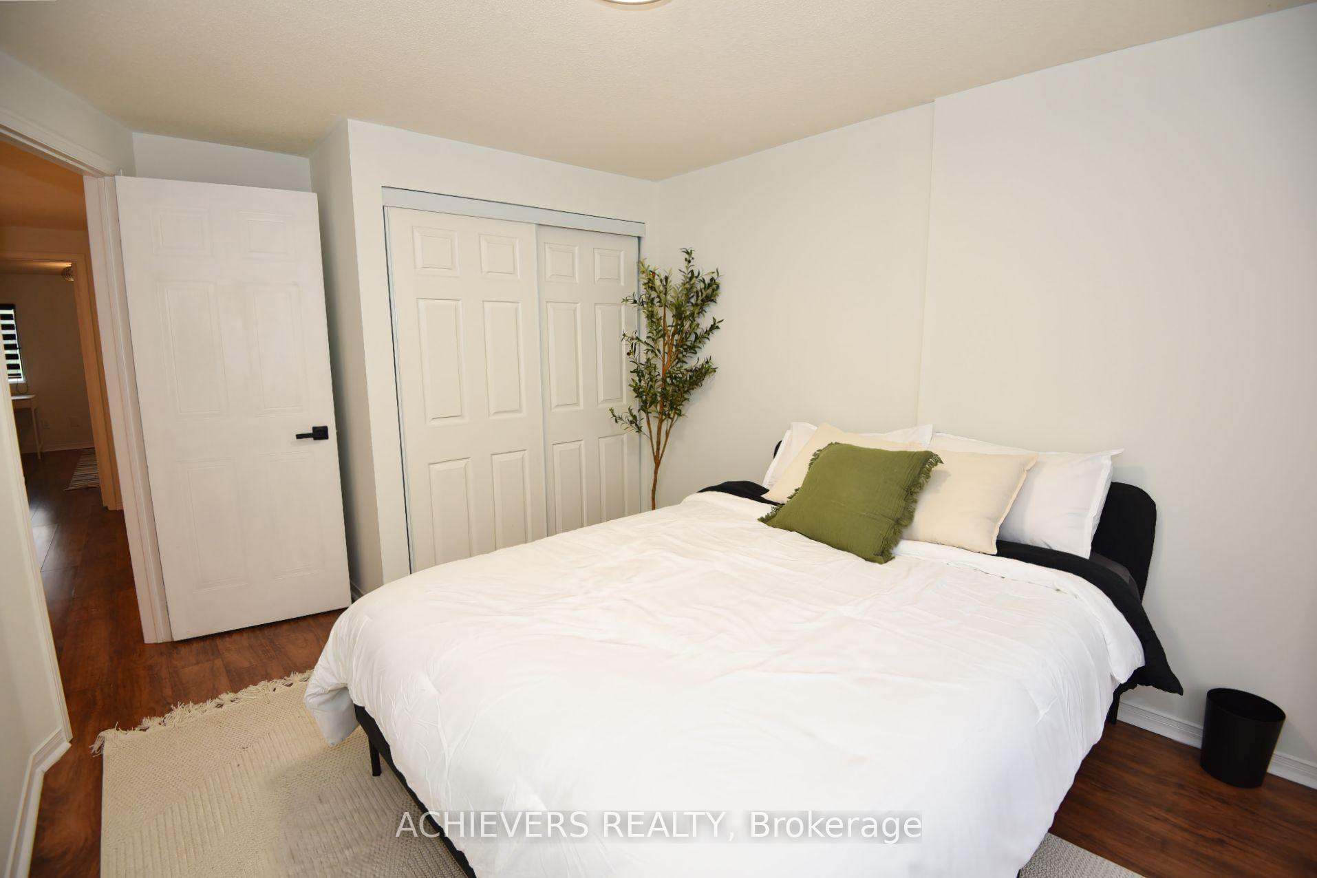 Photo 35 of 19 Mccullock Crescent, Ajax, Northwest Ajax — HOMEH
