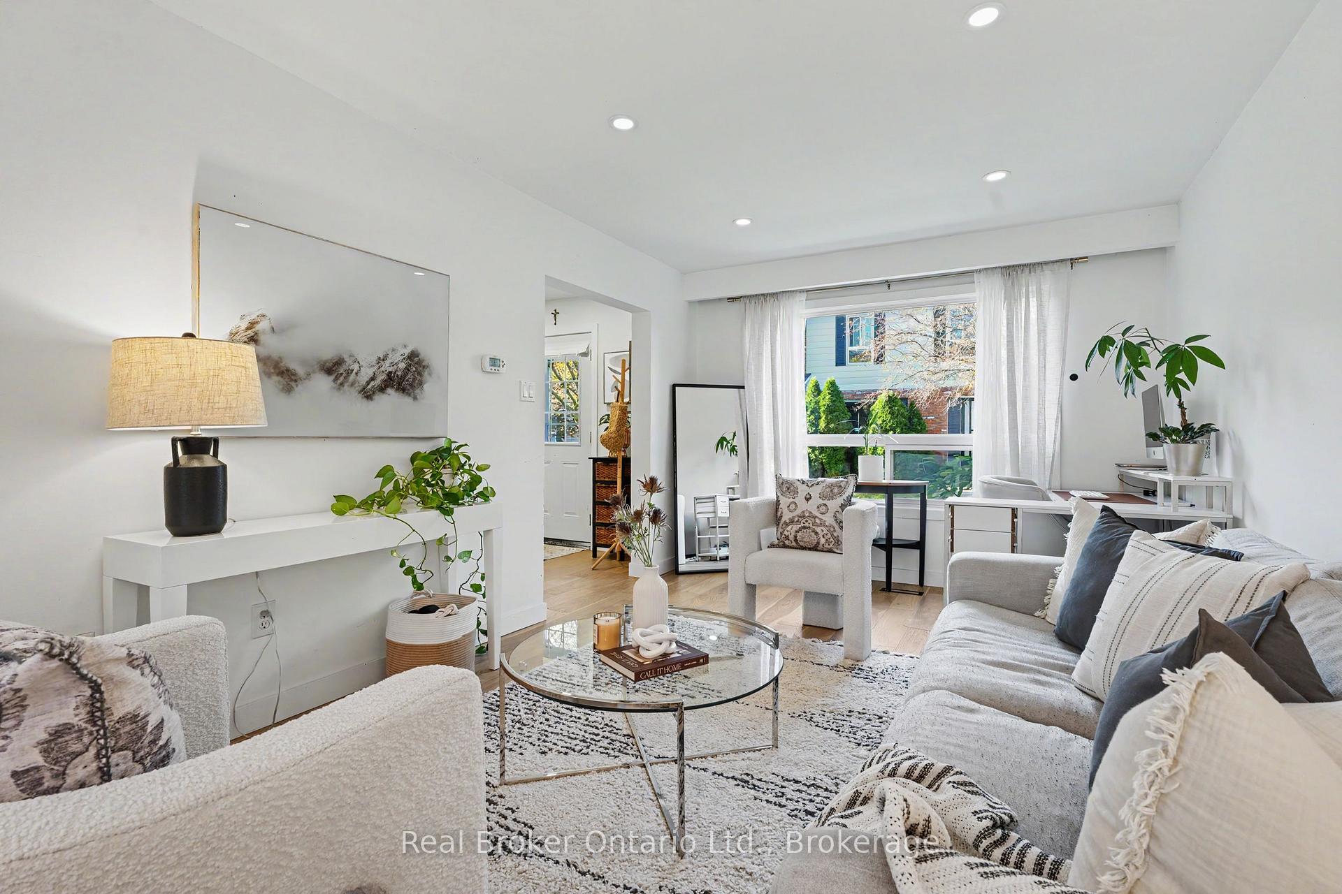 Photo 8 of 5475 Lakeshore Road, Burlington, Appleby — HOMEH