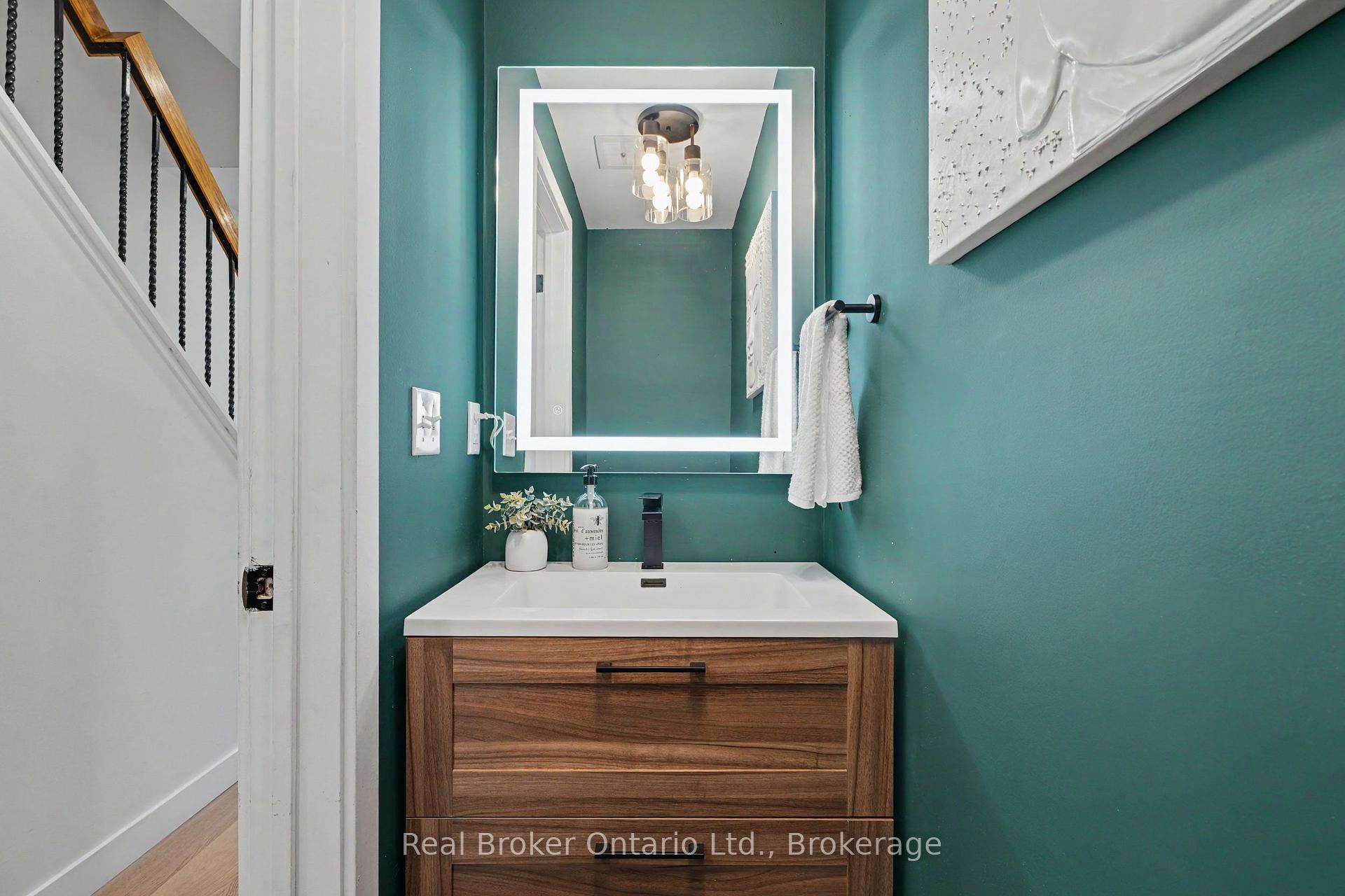 Photo 10 of 5475 Lakeshore Road, Burlington, Appleby — HOMEH