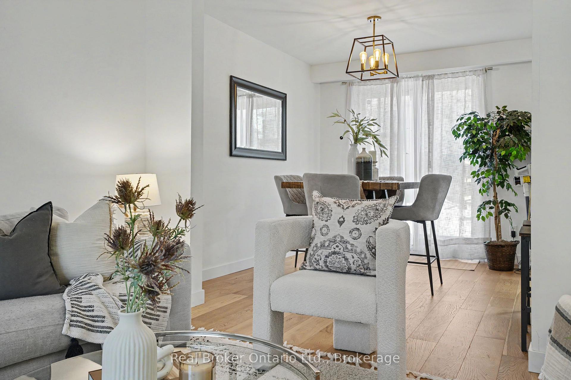 Photo 31 of 5475 Lakeshore Road, Burlington, Appleby — HOMEH