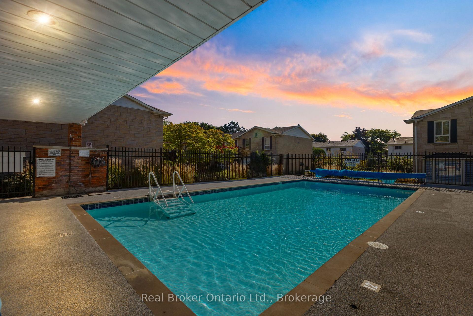 Photo 44 of 5475 Lakeshore Road, Burlington, Appleby — HOMEH