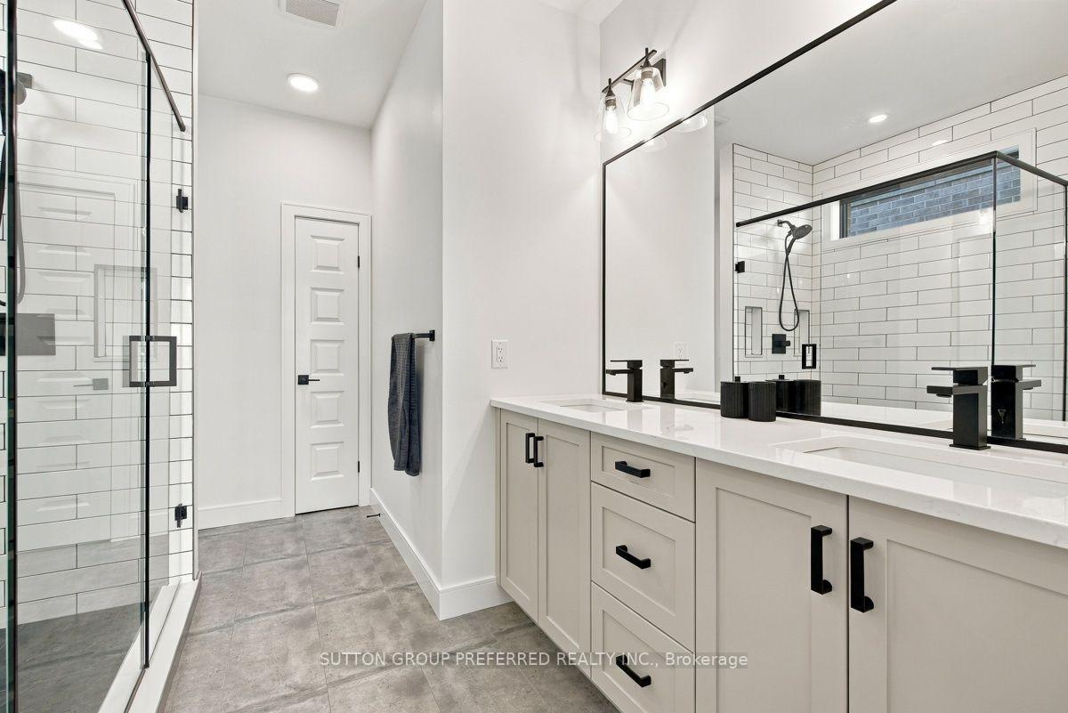 Photo 64 of 1928 Trailsway Drive, London, South B — HOMEH