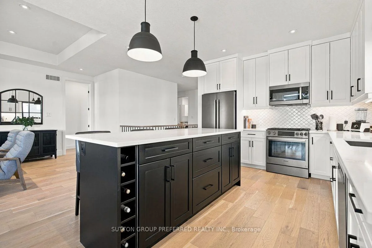 Photo 36 of 1928 Trailsway Drive, London, South B — HOMEH