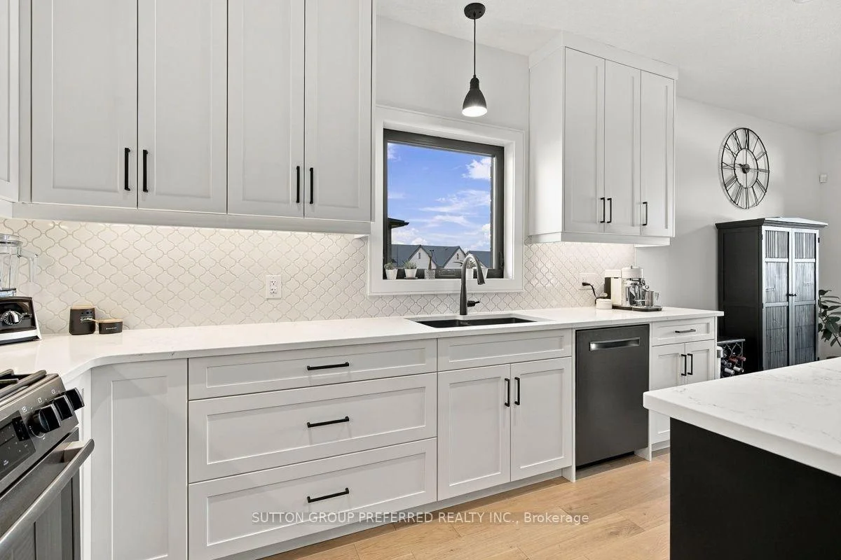 Photo 39 of 1928 Trailsway Drive, London, South B — HOMEH