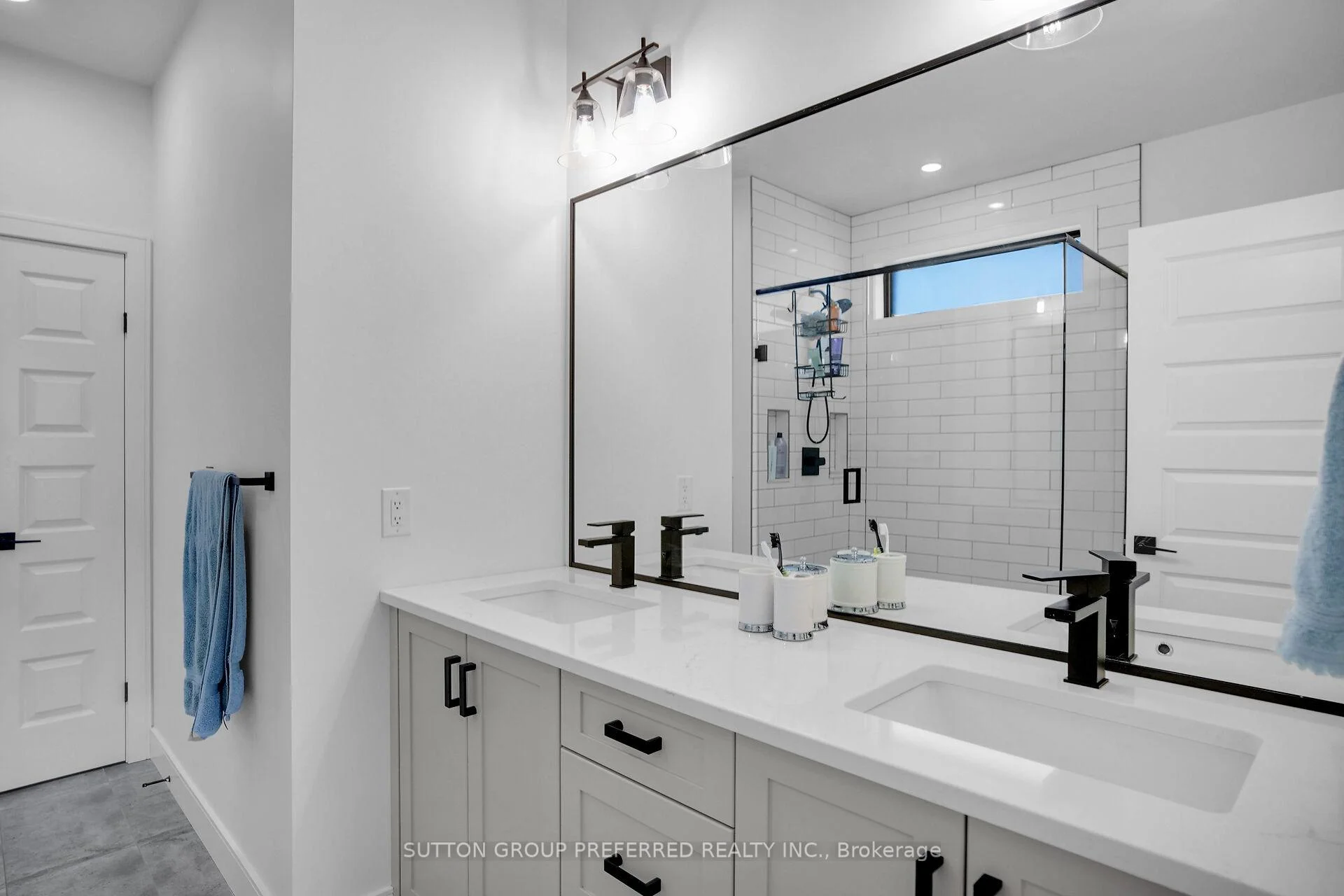 Photo 50 of 1928 Trailsway Drive, London, South B — HOMEH